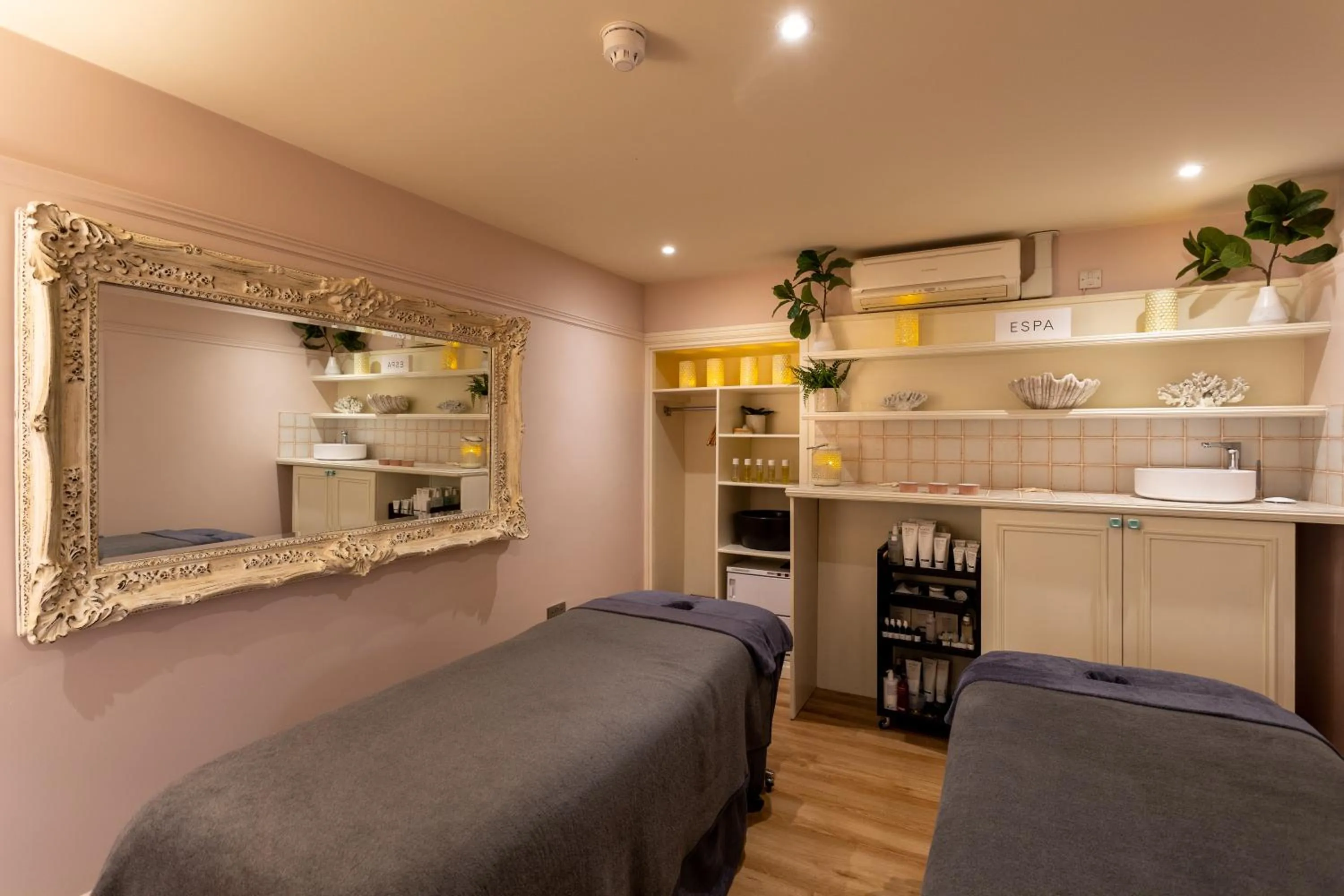 Spa and wellness centre/facilities in Roslin Beach Hotel