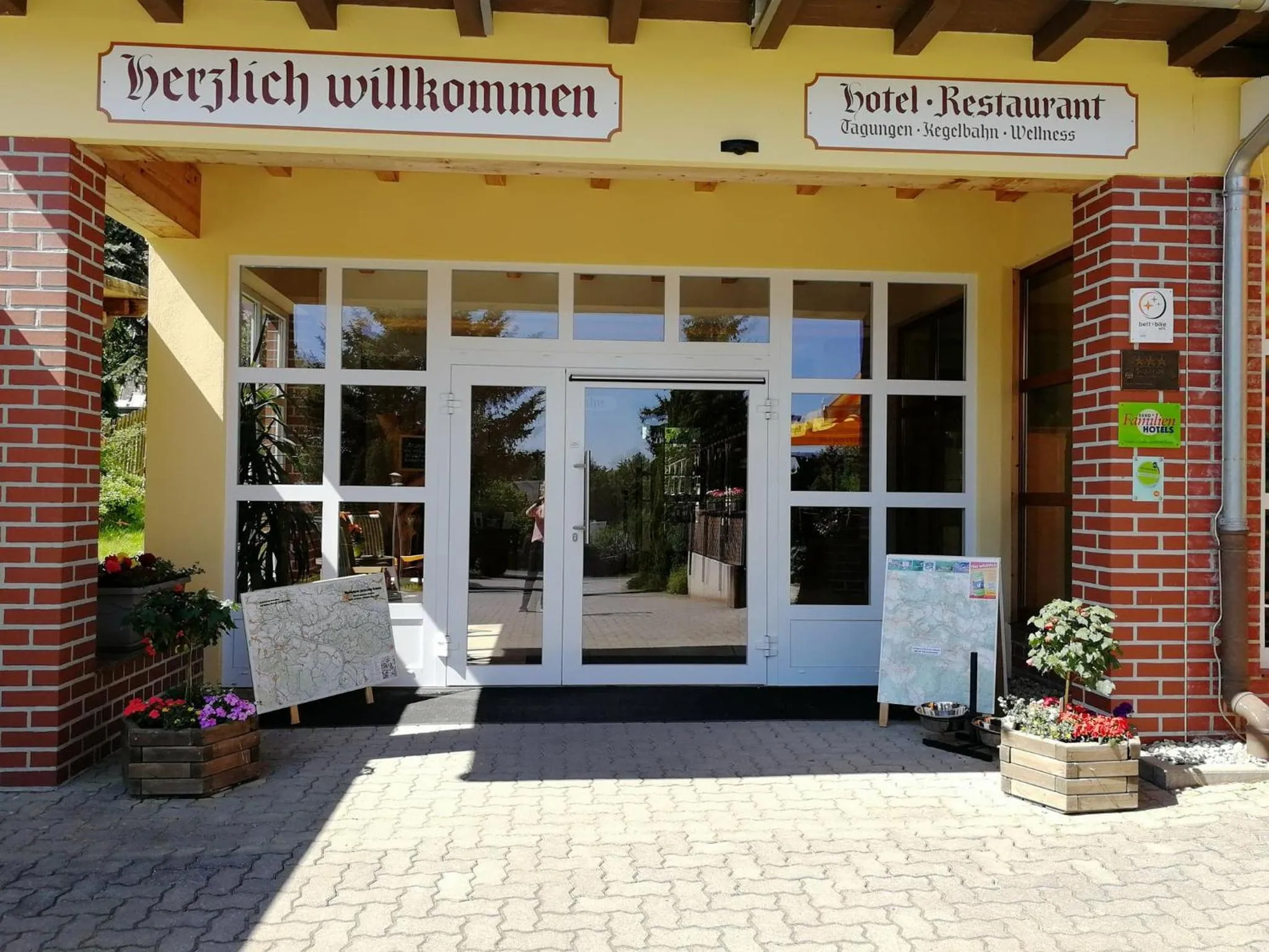 Facade/entrance in Parkhotel Margaretenhof