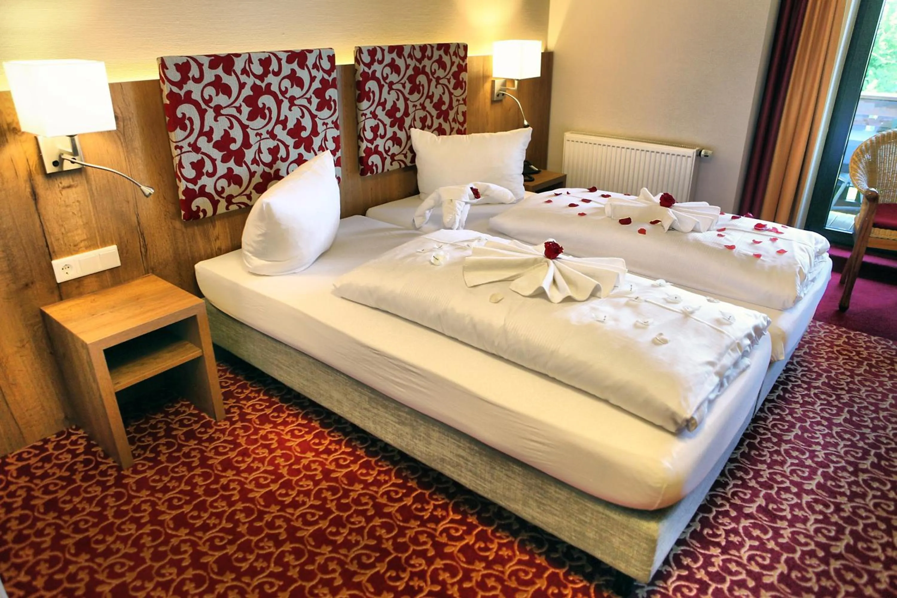 Photo of the whole room, Bed in Parkhotel Margaretenhof