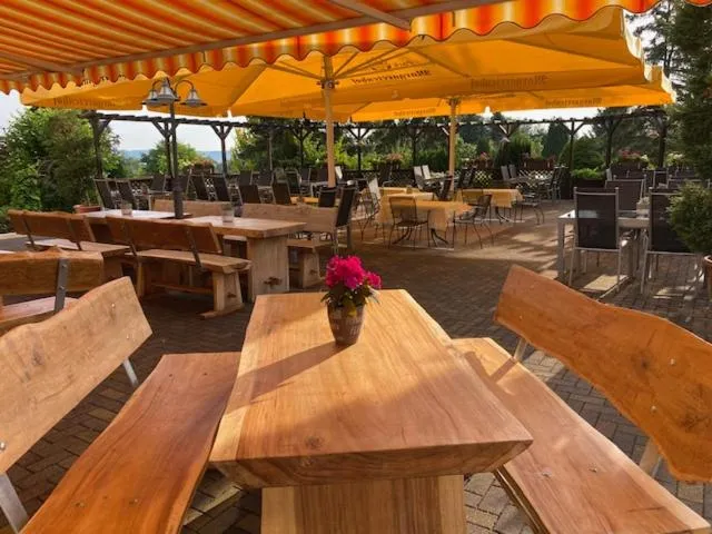 Restaurant/places to eat in Parkhotel Margaretenhof