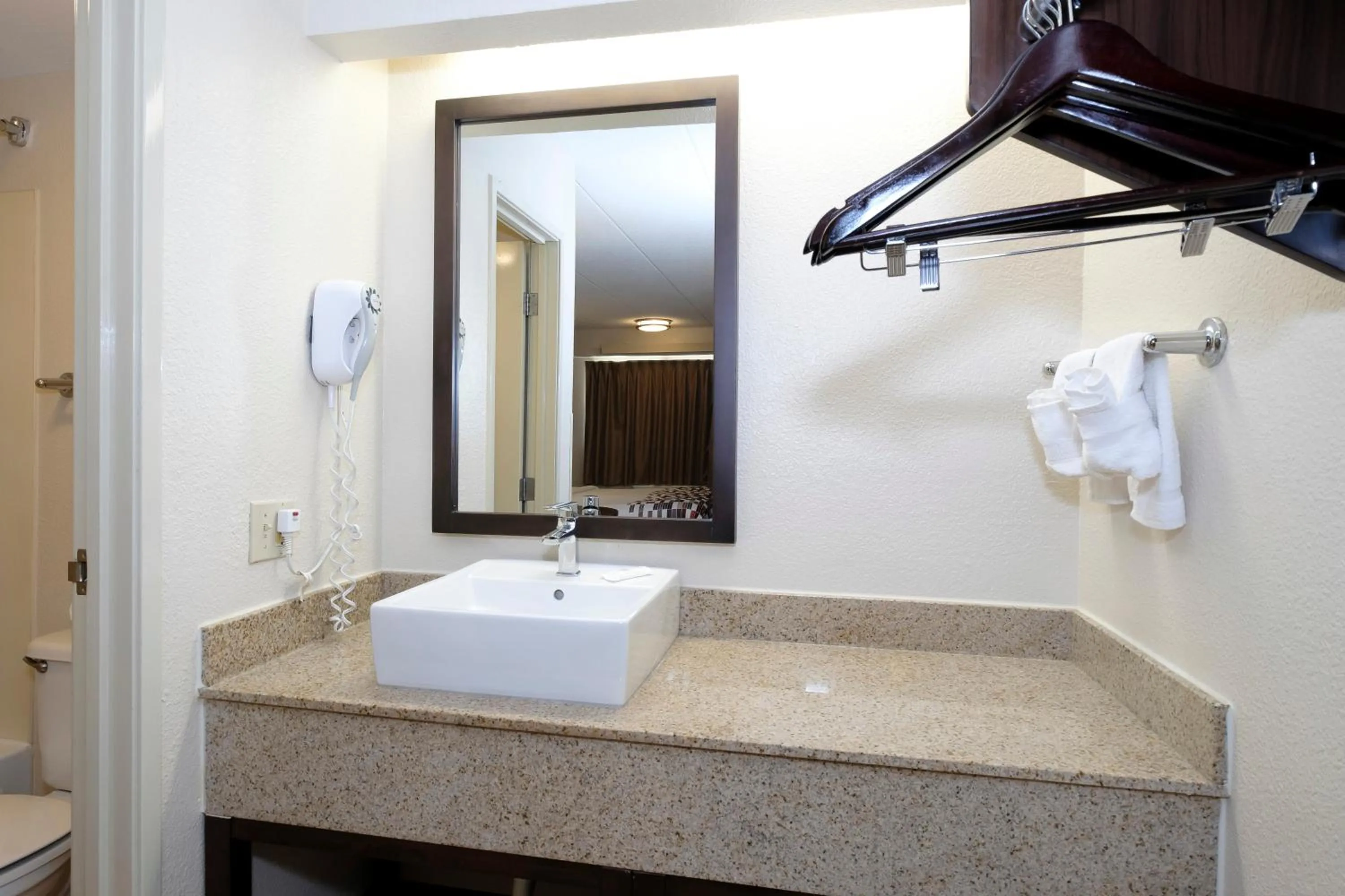 Bathroom in Red Roof Inn Aberdeen