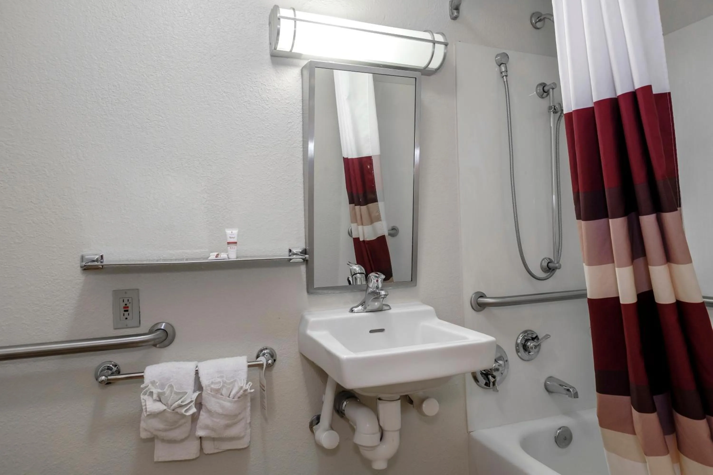 Other in Red Roof Inn Aberdeen