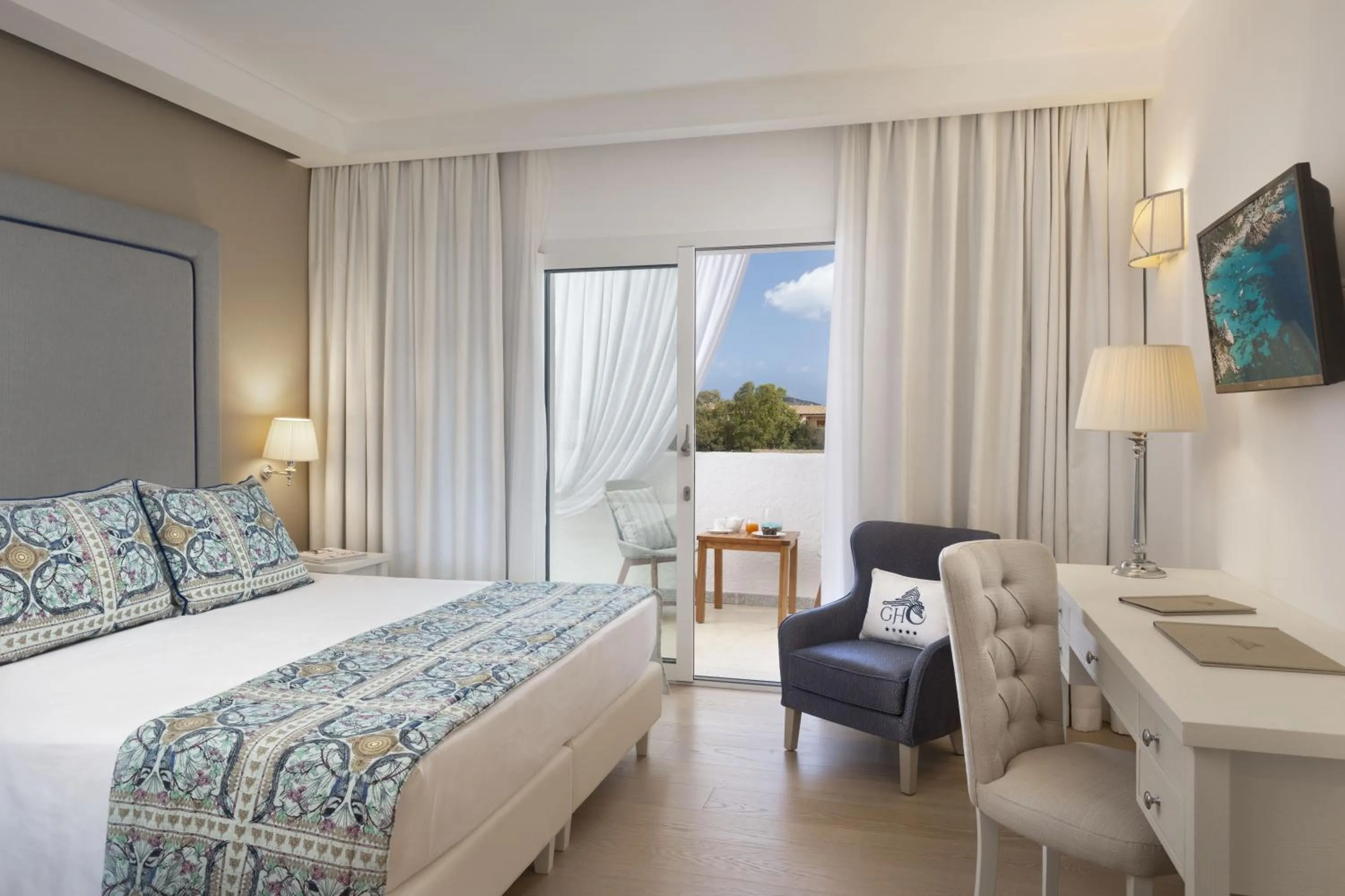 Bed in Grand Hotel Cannigione