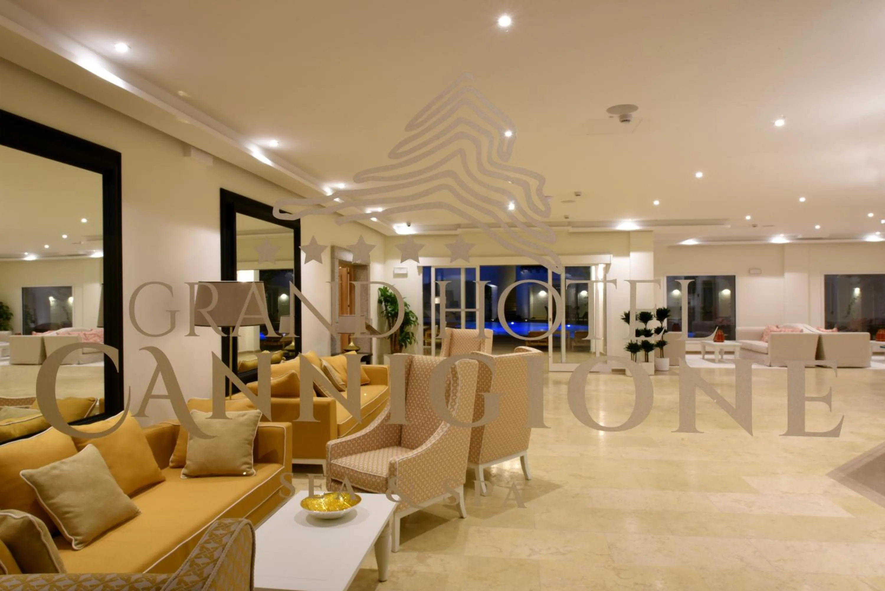 Living room in Grand Hotel Cannigione