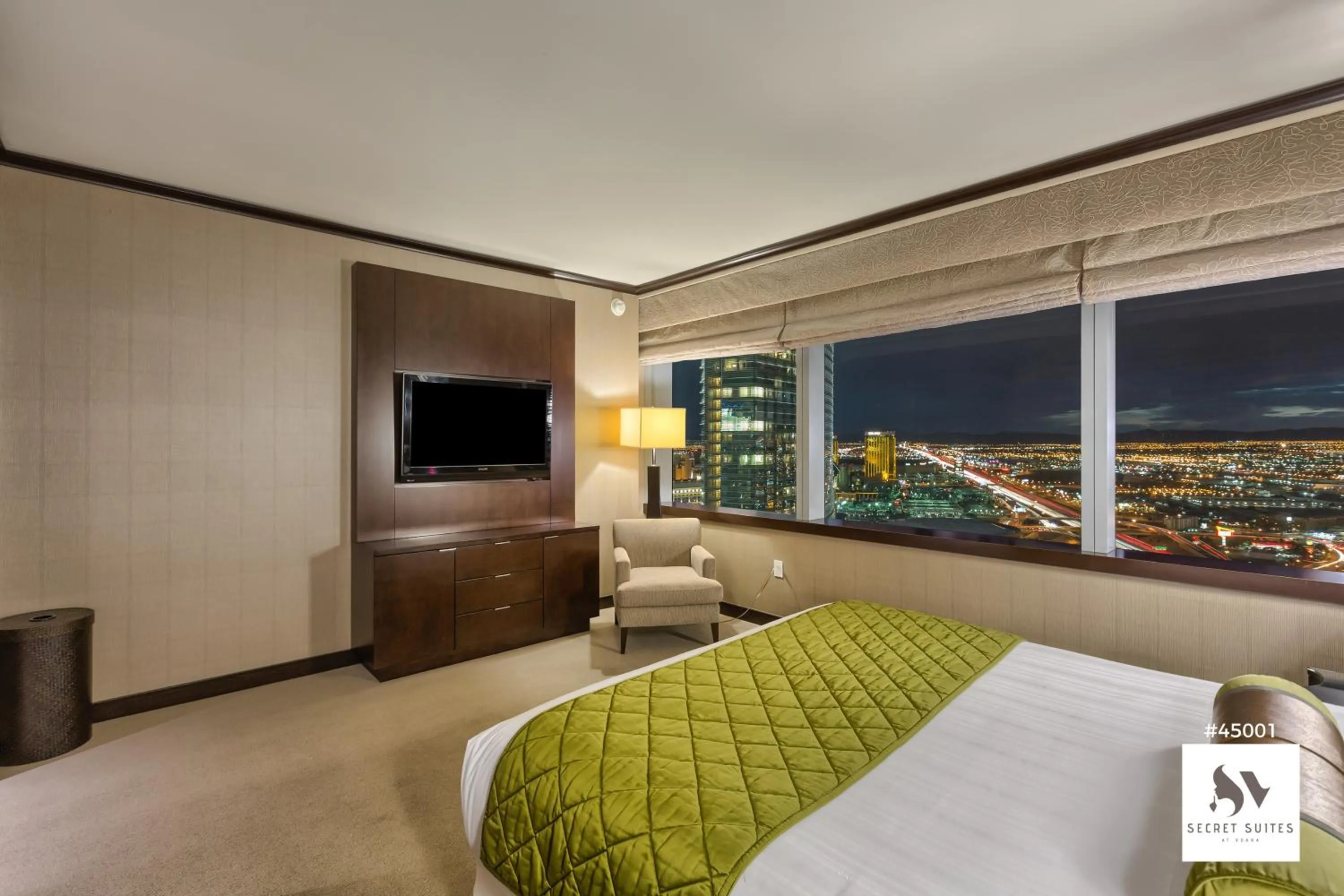 Bed in Secret Suites At Vdara
