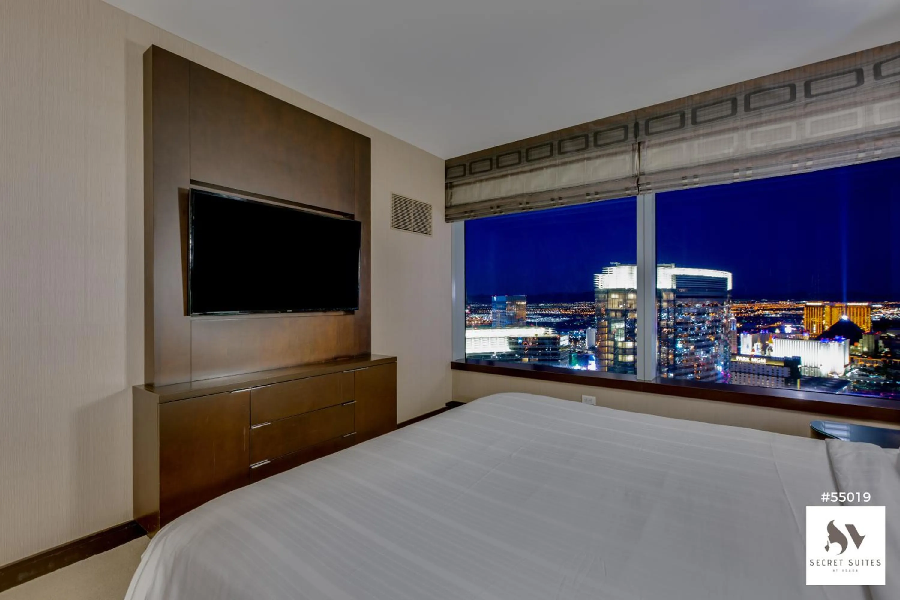 Bed in Secret Suites At Vdara