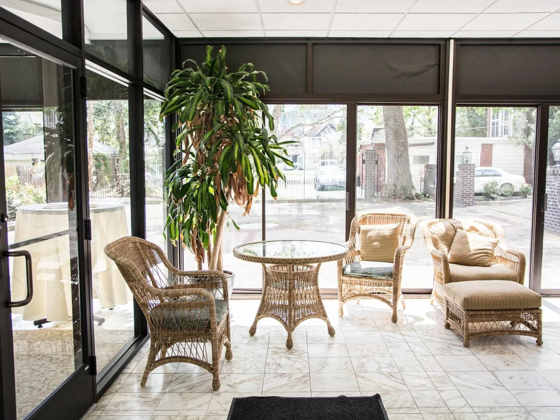 Lobby or reception in The Manor on Front