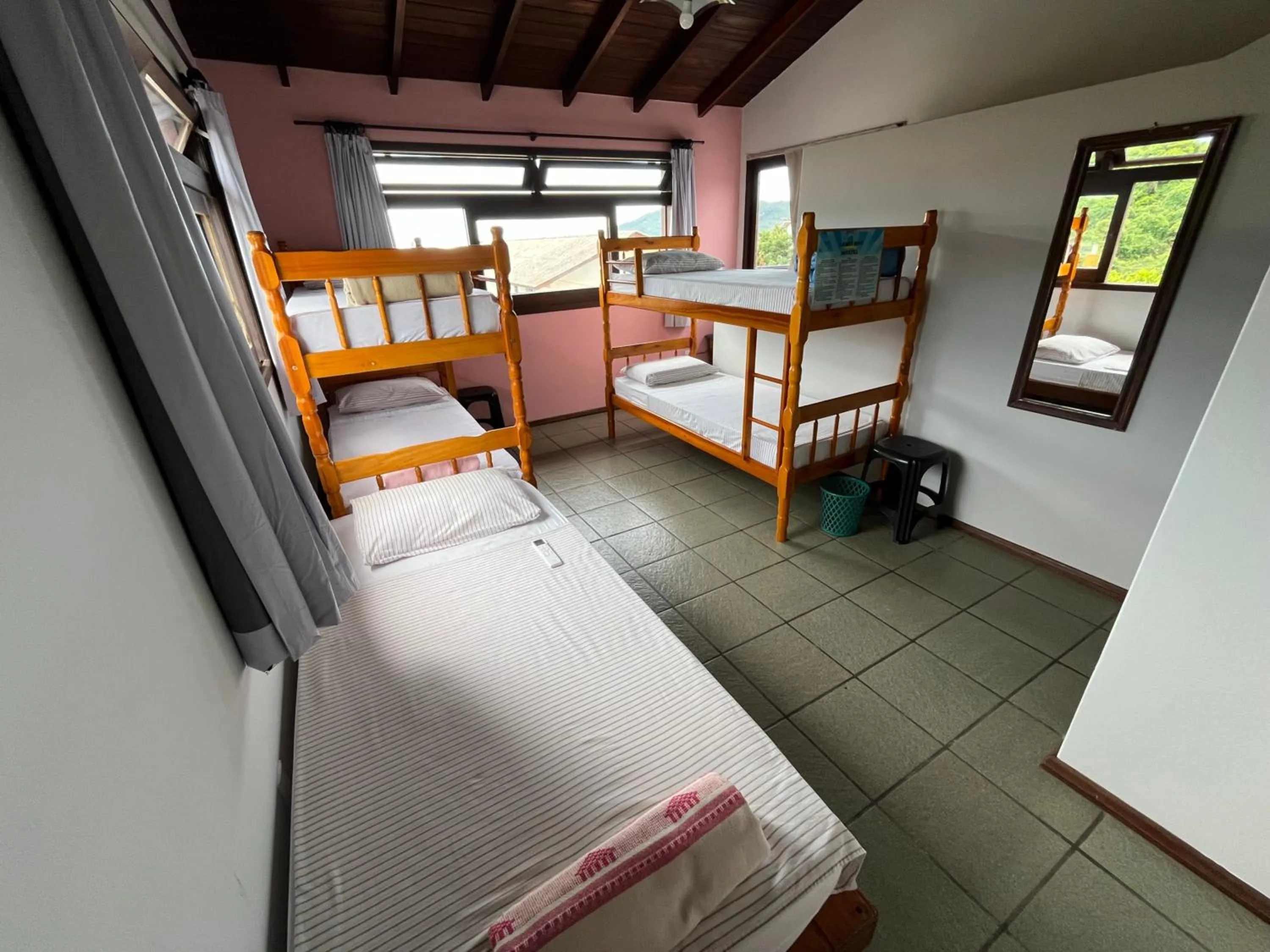 Bed in Santinho Hostel