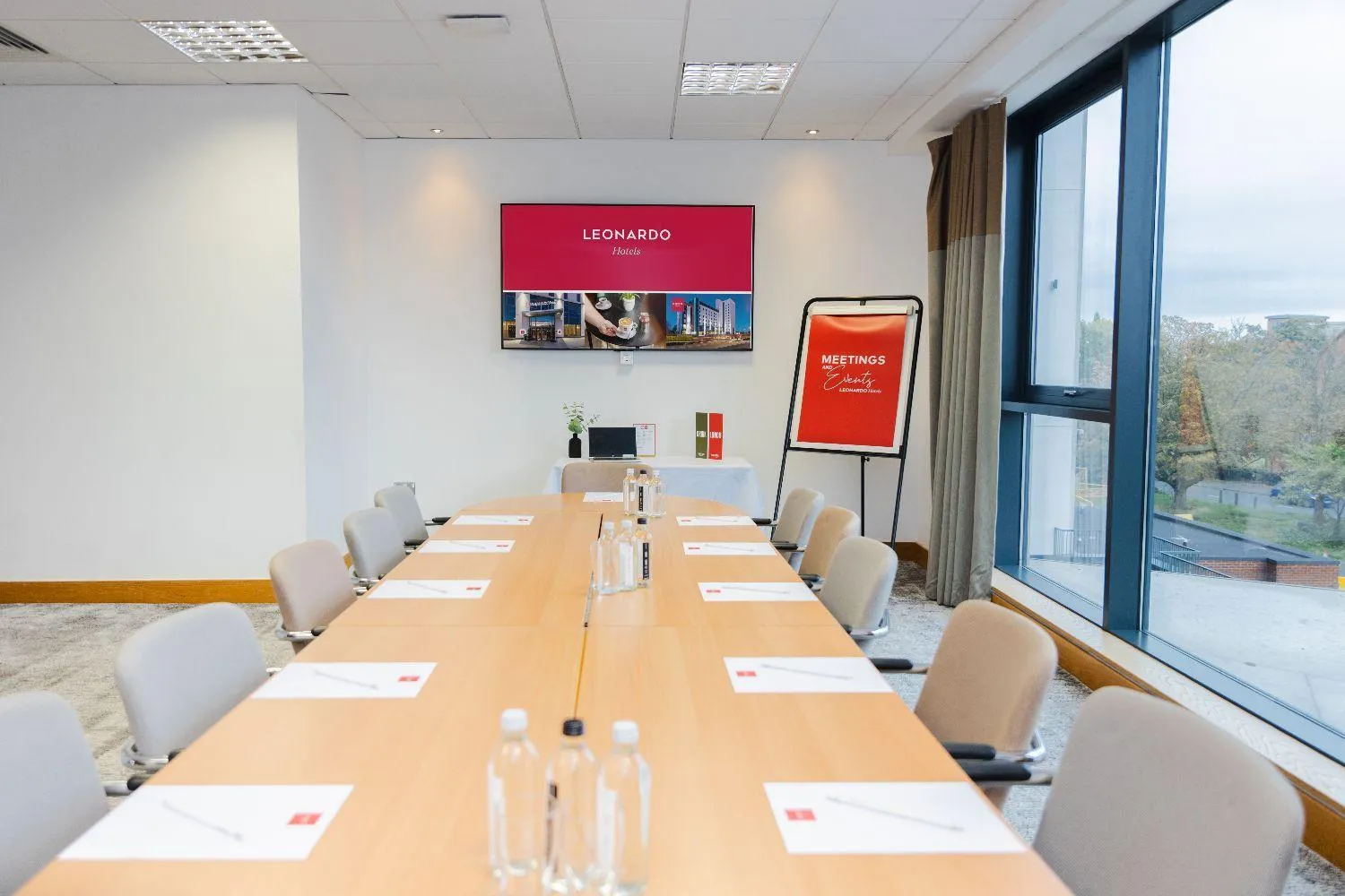 Meeting/conference room in Leonardo Hotel Derby