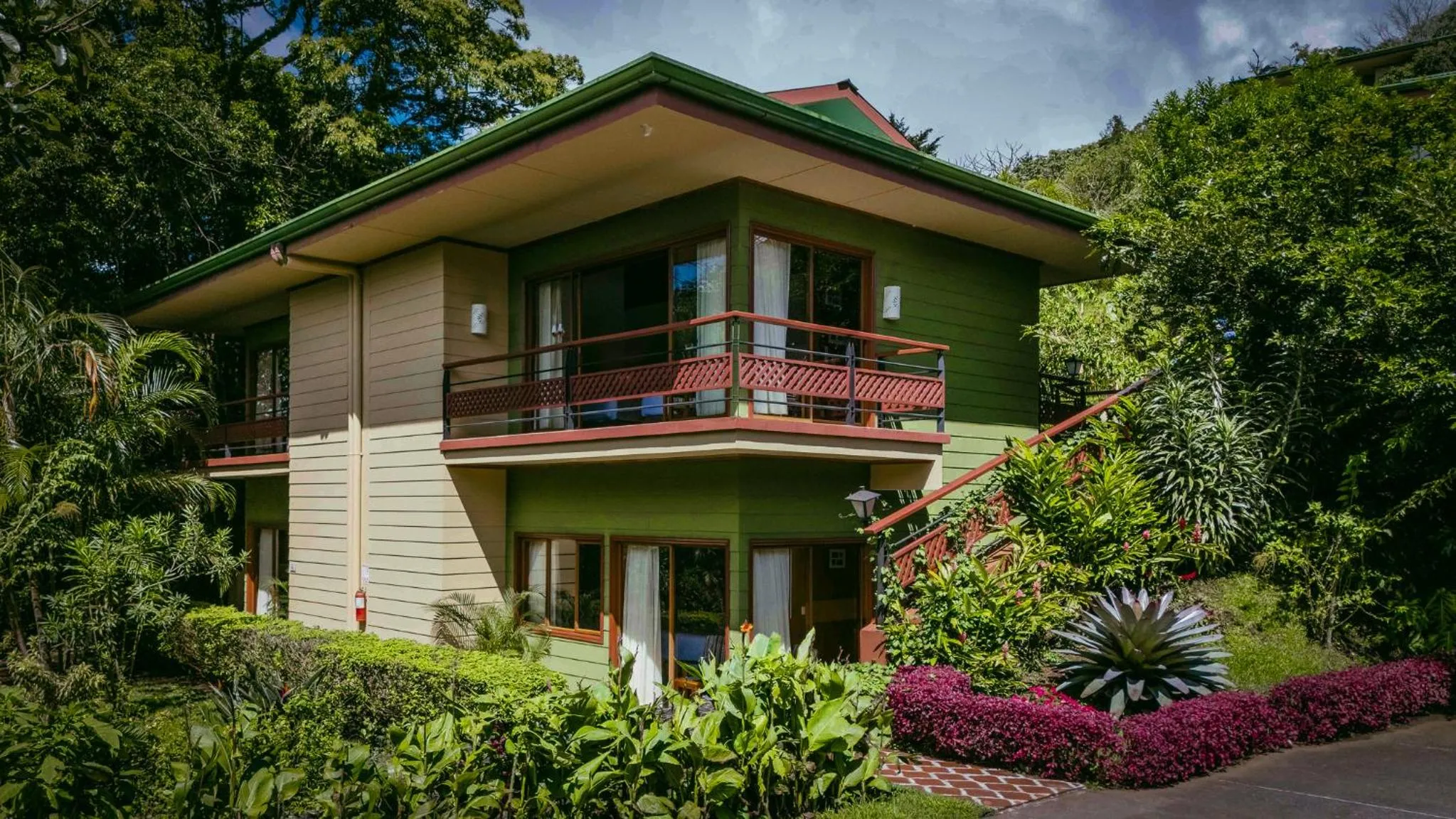 Off site in Ficus Sunset Suites