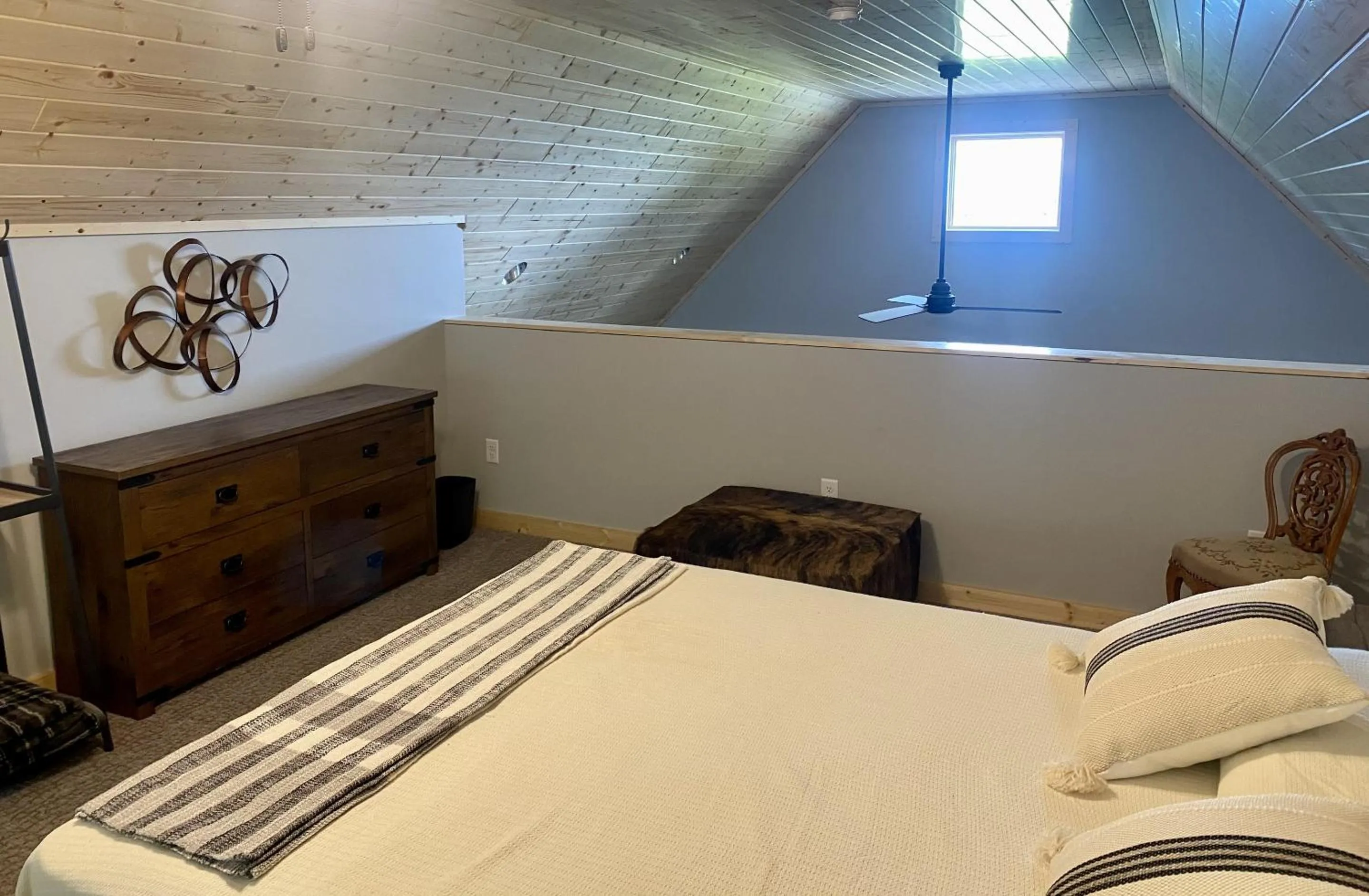 Bedroom, Bed in Bodin's Resort