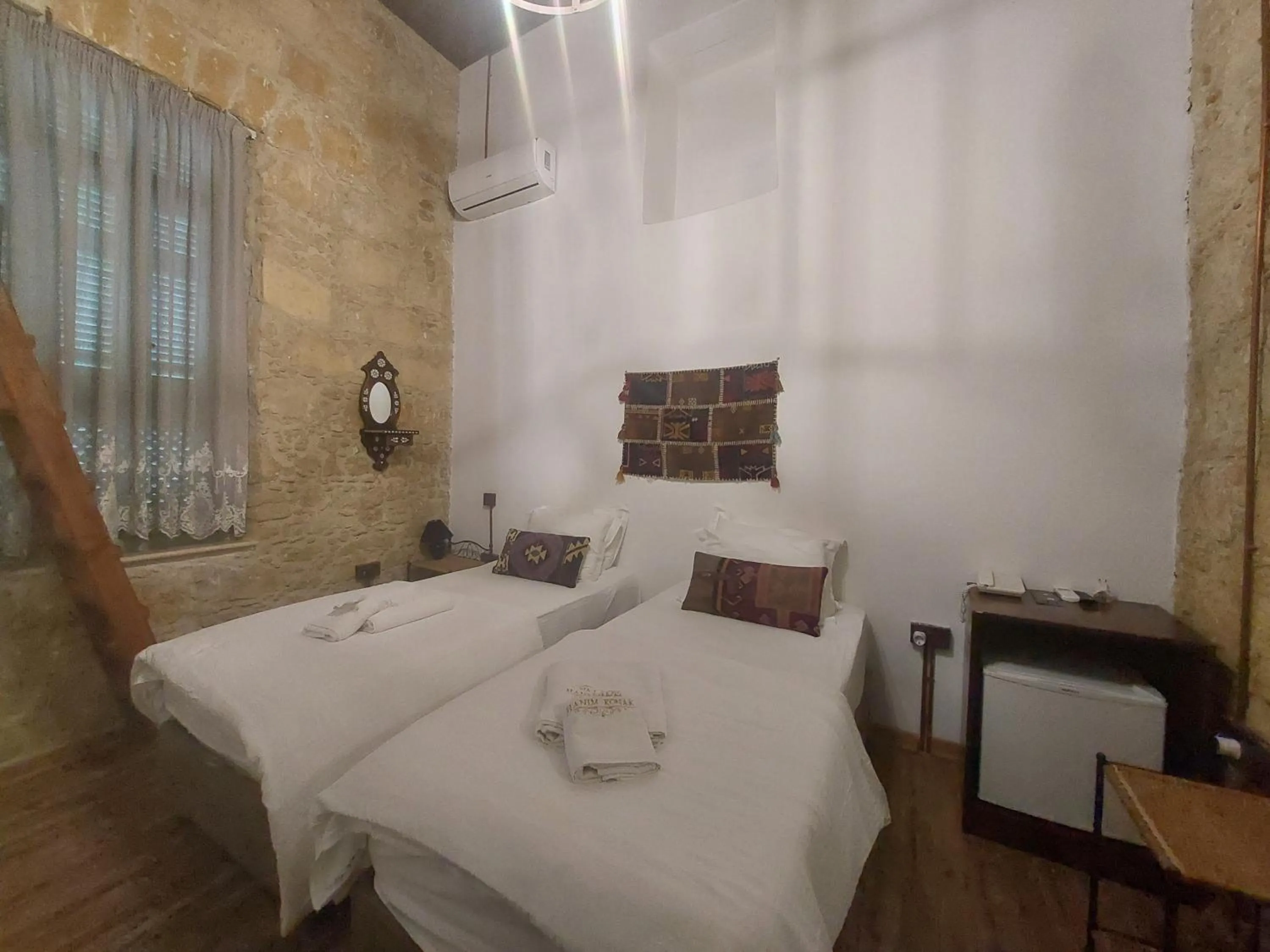 Bed in Hotel Valide Hanim Konak