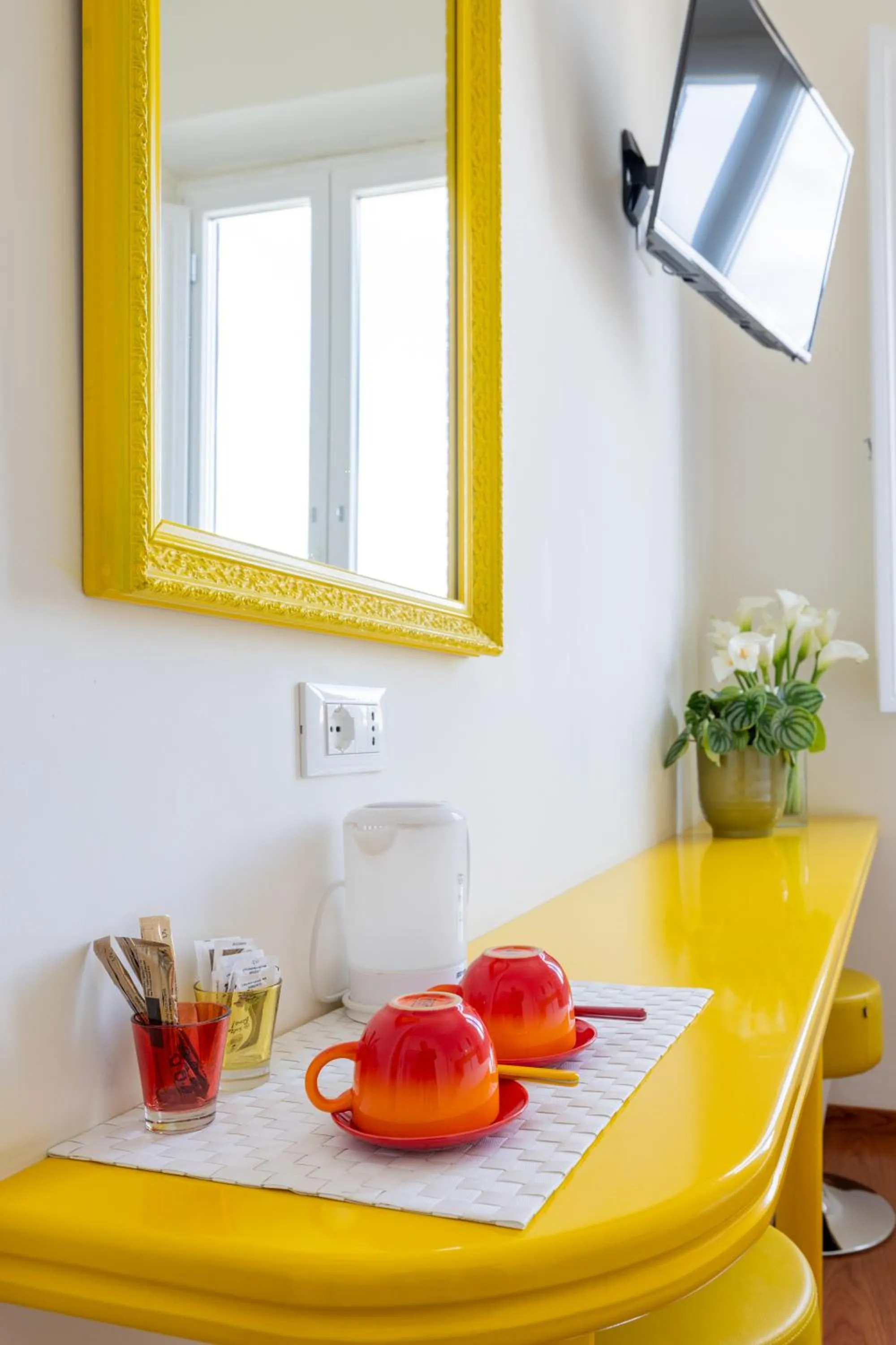 Decorative detail in Temple View FCollection Superior Relais