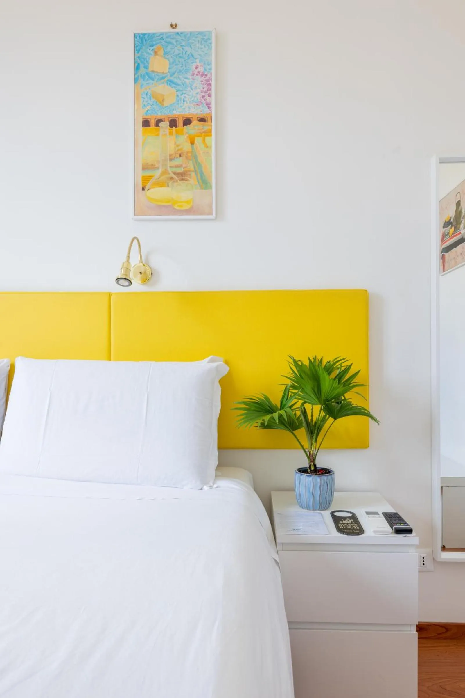 Bedroom, Bed in Temple View FCollection Superior Relais