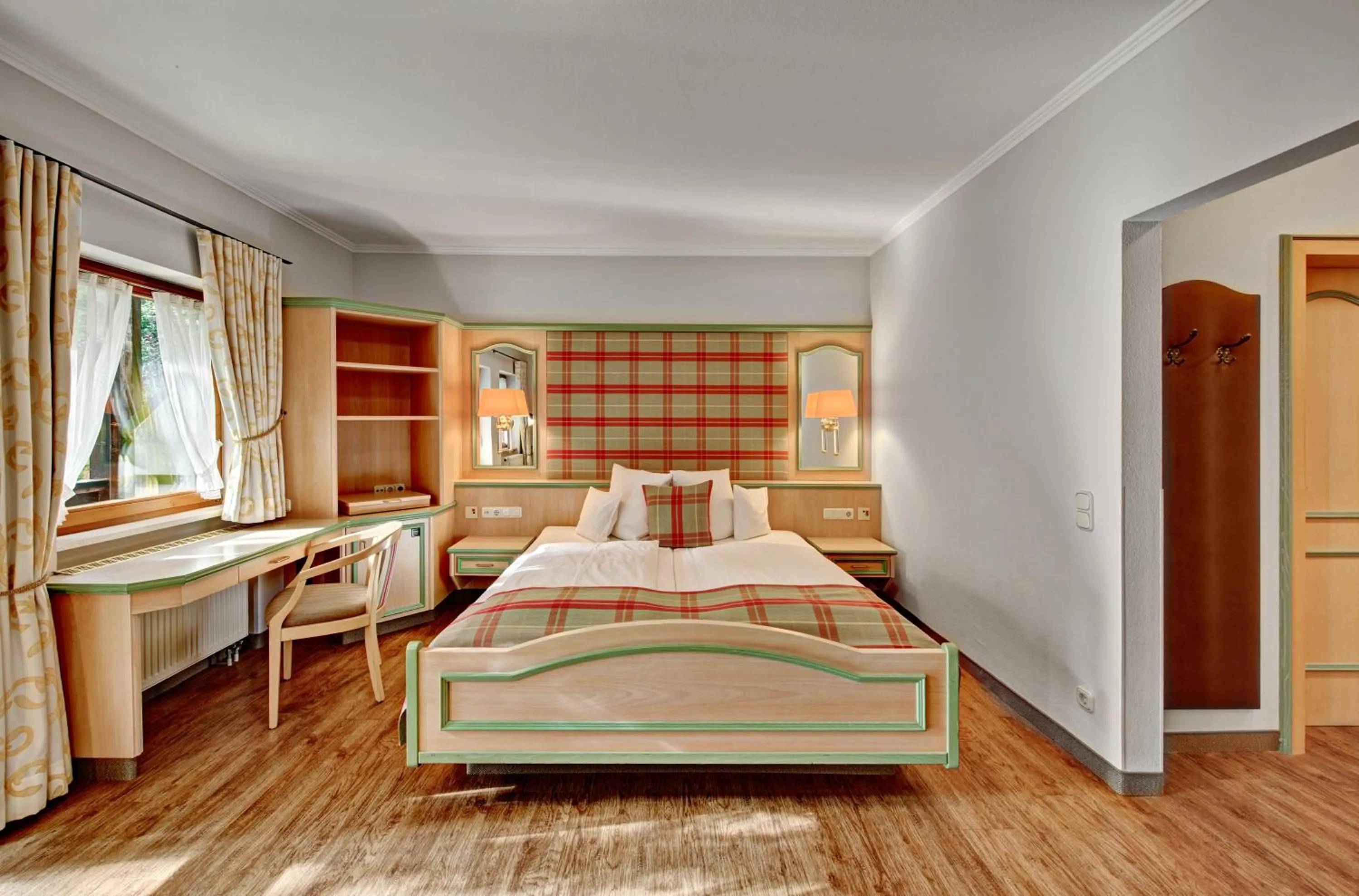 Photo of the whole room, Bed in DIANA Naturpark Hotel - Partnerbetrieb von "Oberstaufen PLUS GOLF"