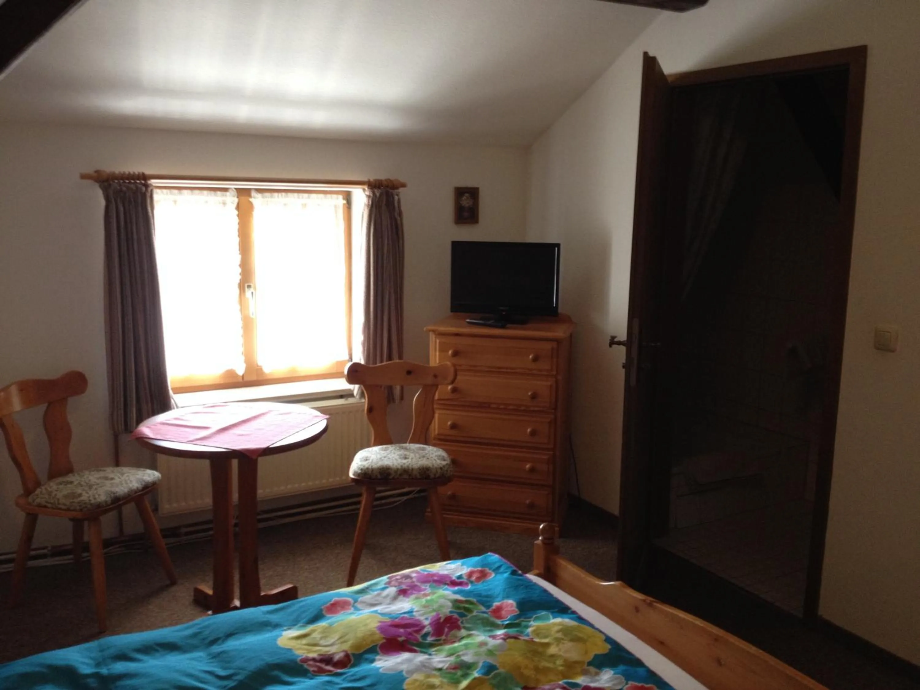 TV and multimedia, Bed in Tutzinger Hof