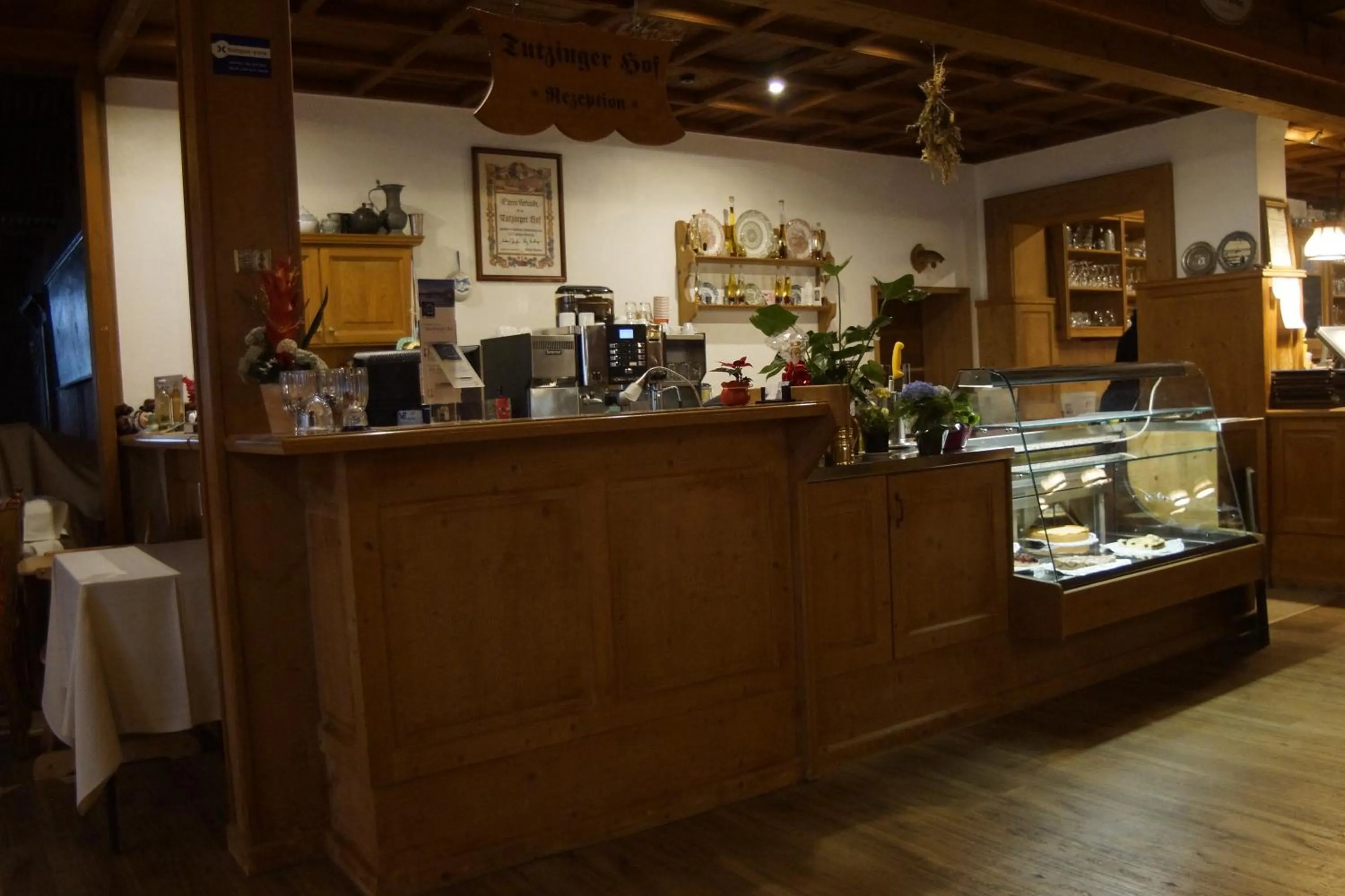 Restaurant/places to eat in Tutzinger Hof