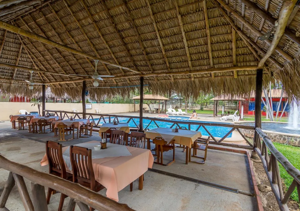 Restaurant/places to eat in Hotel Guanacaste Lodge