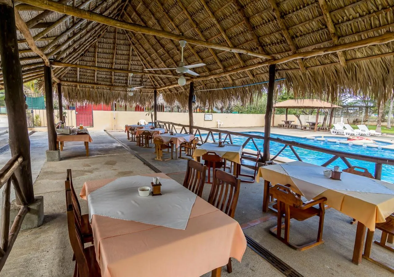 Restaurant/places to eat in Hotel Guanacaste Lodge