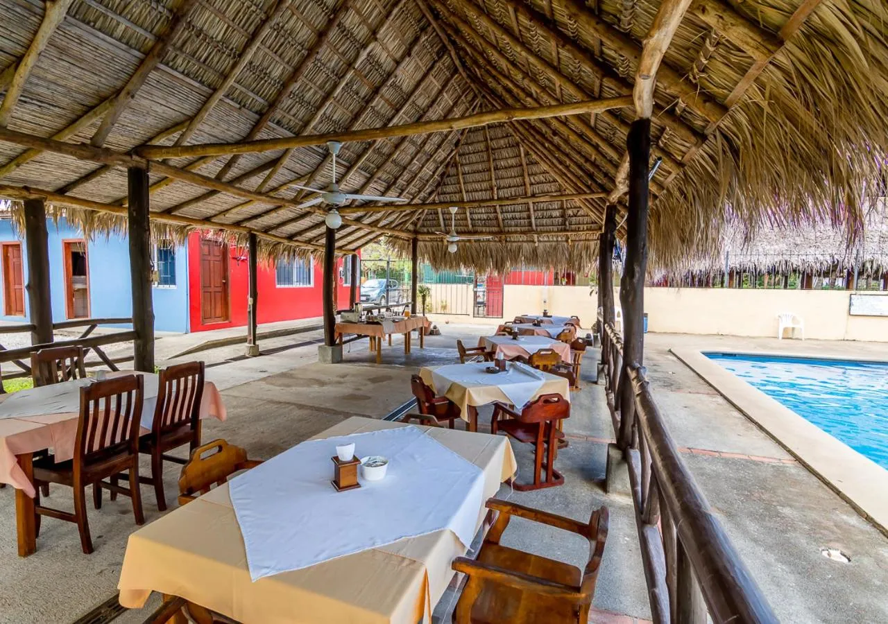 Restaurant/places to eat in Hotel Guanacaste Lodge