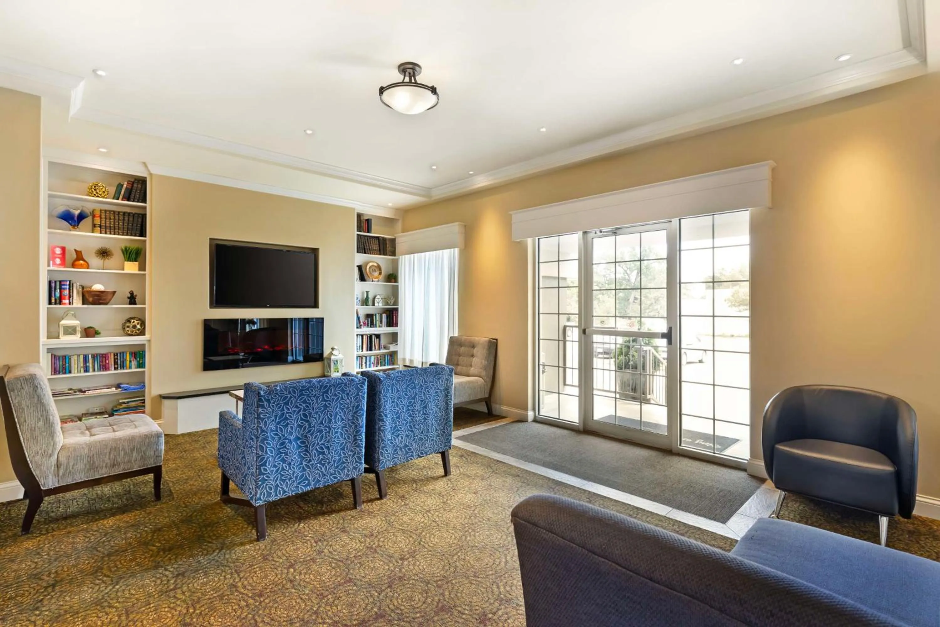 Lobby or reception in Best Western Plus Longbranch Hotel & Convention Center