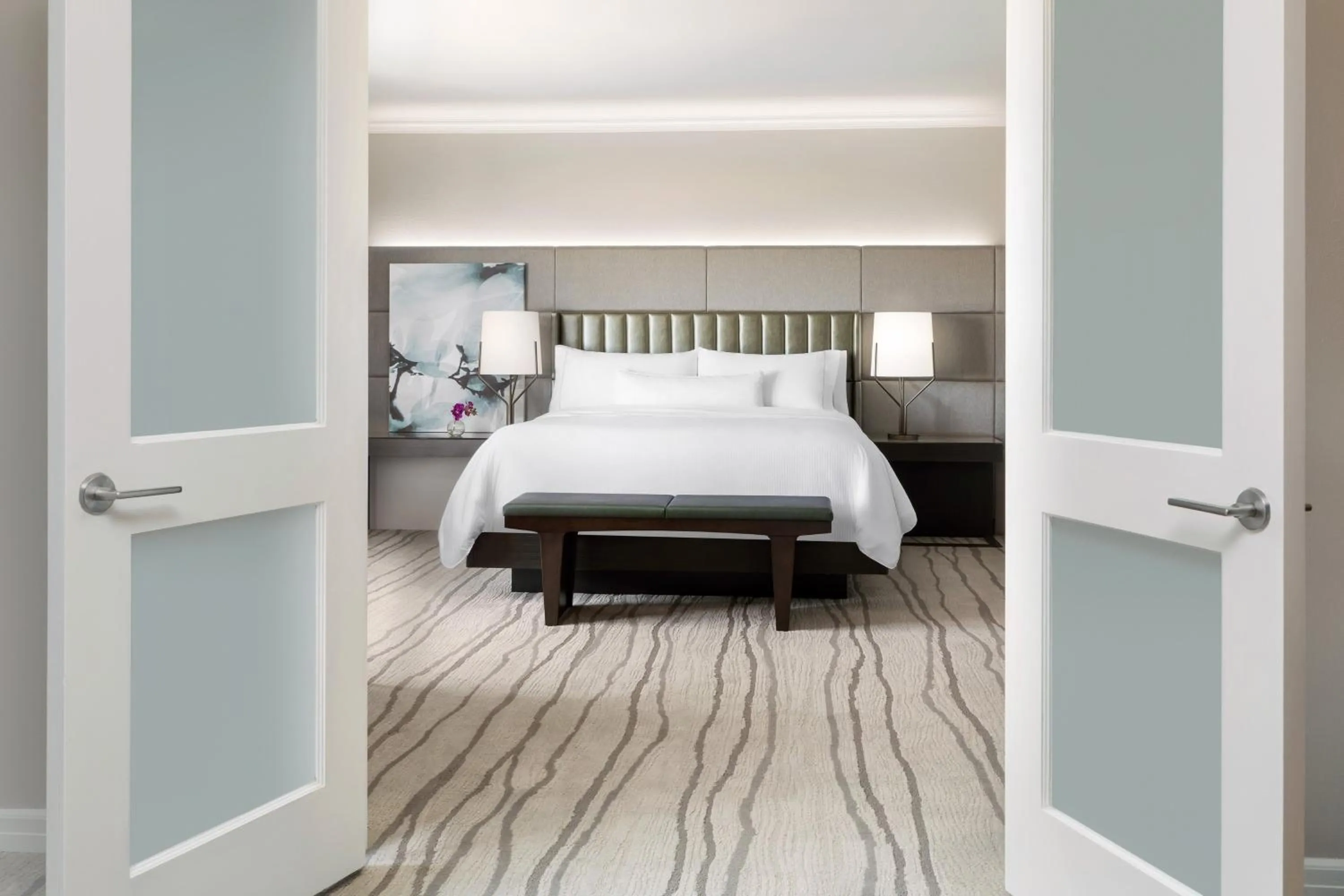 Bedroom, Bed in The Westin New Orleans