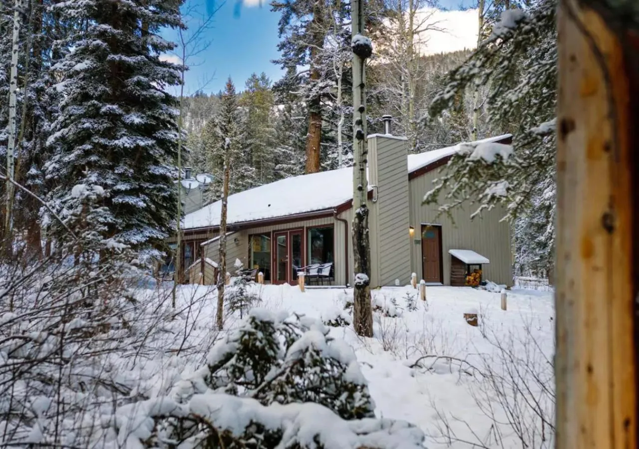 Property building in The Juniper Hotel & Bistro