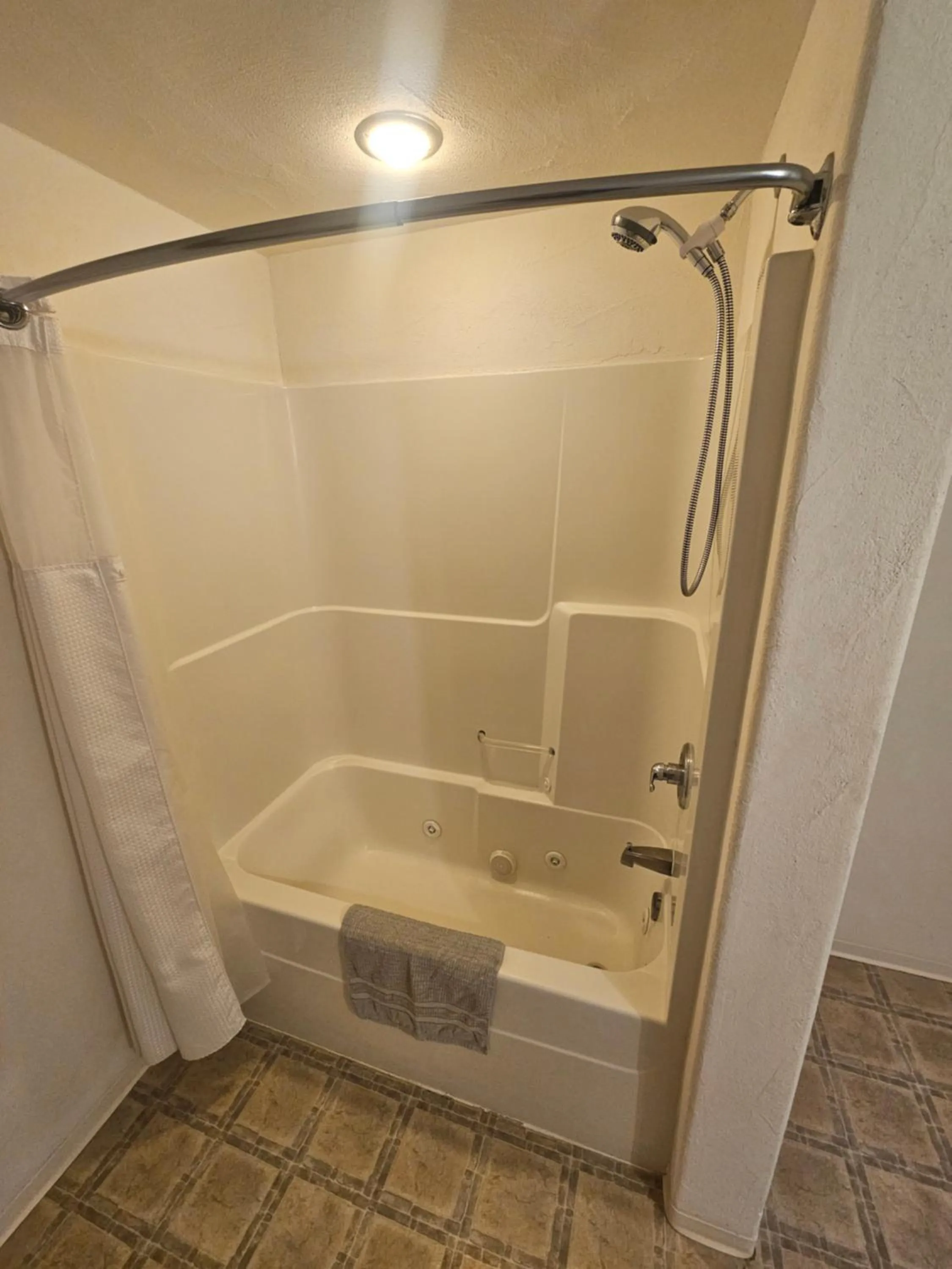 Shower in Williston Lake Resort