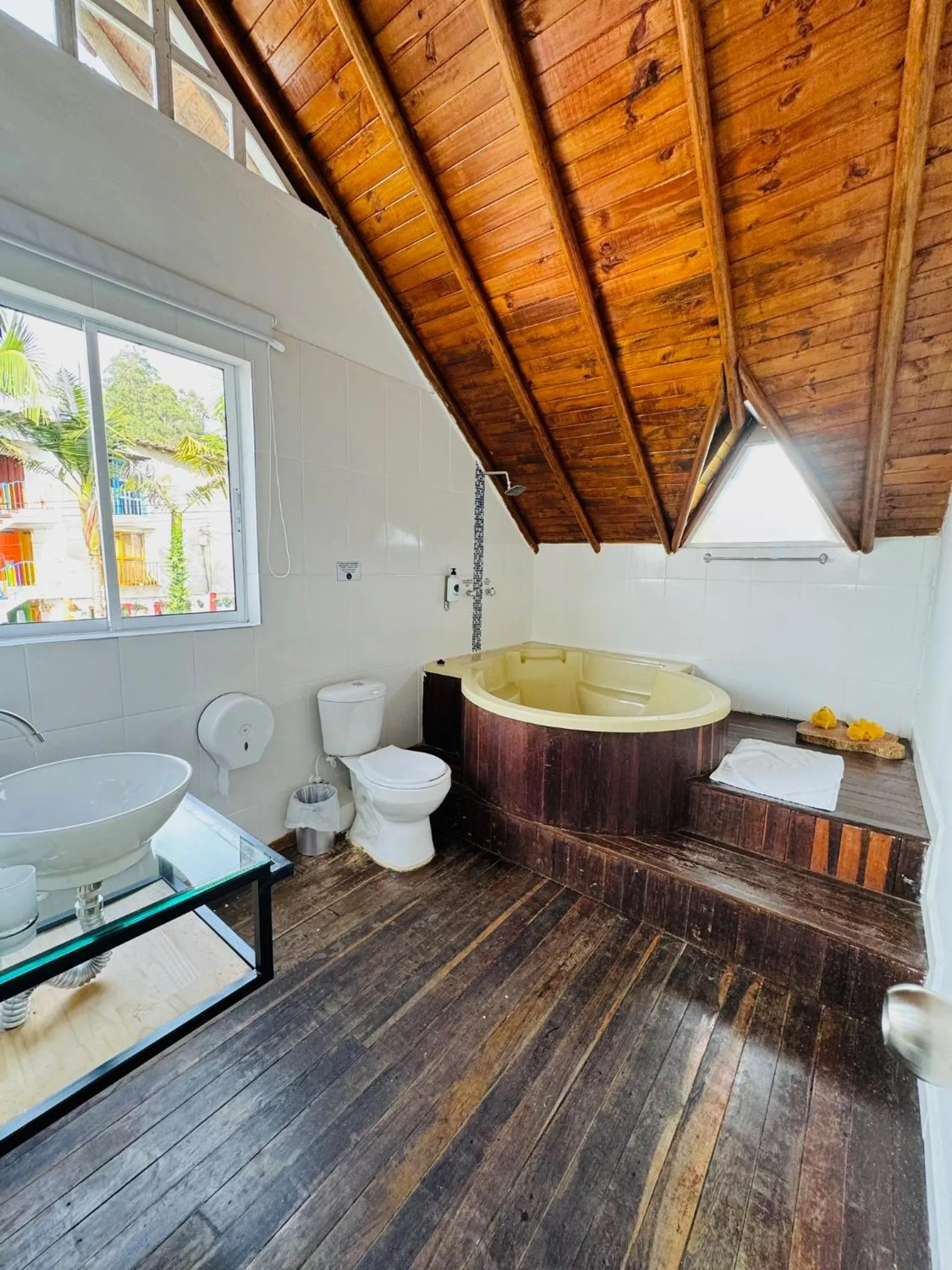 Bath in La Madriguera