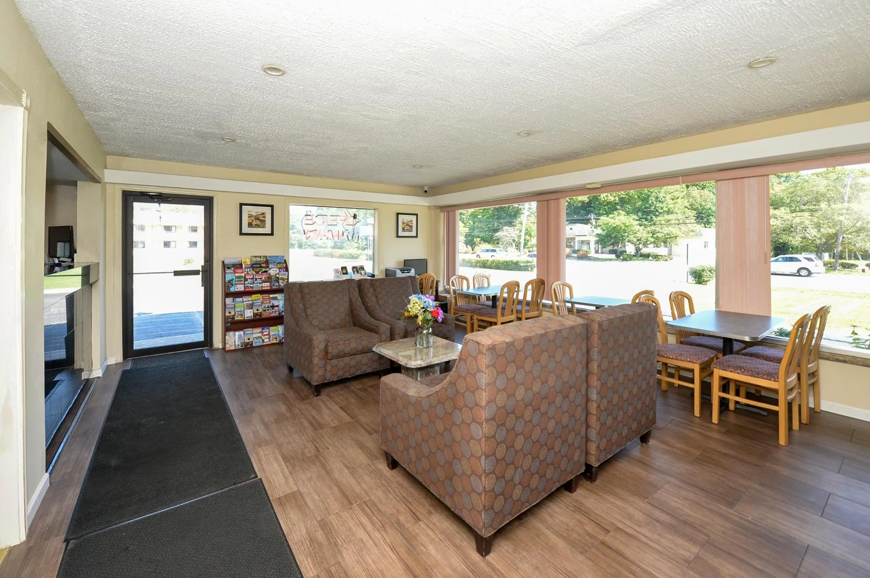 Lobby or reception in Americas Best Value Inn at Central Valley-Woodbury