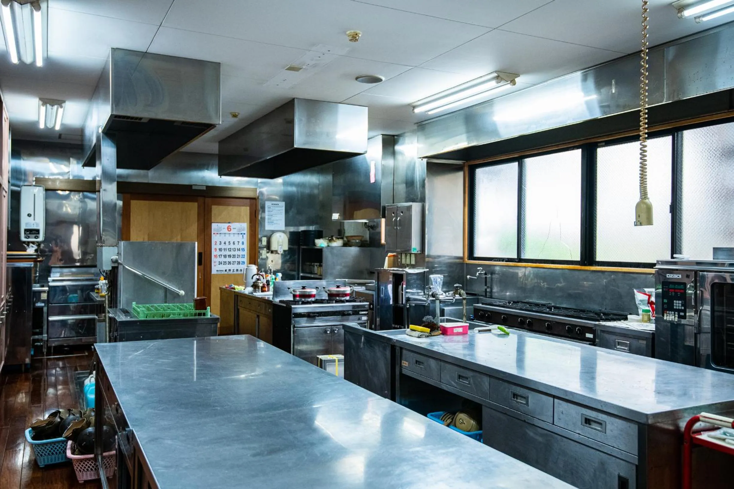 Communal kitchen in Toemu Nozawa Lodge