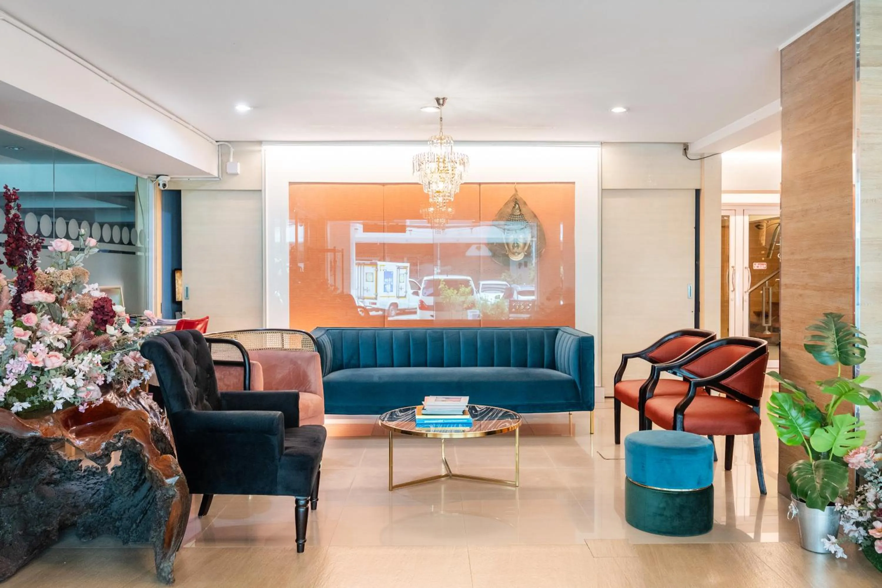 Lobby or reception in P2 Boutique