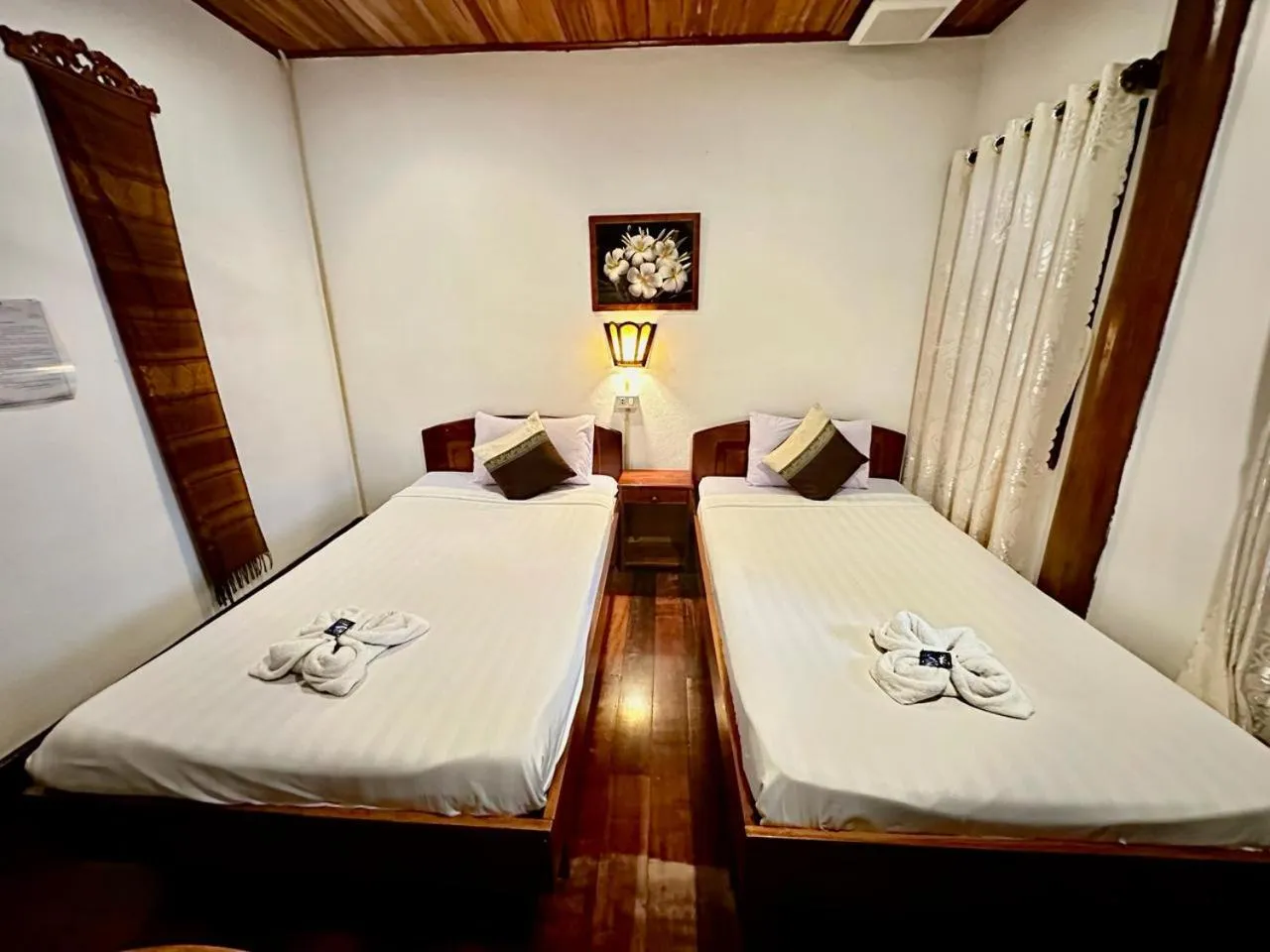 Bedroom, Bed in Rattana Guesthouse