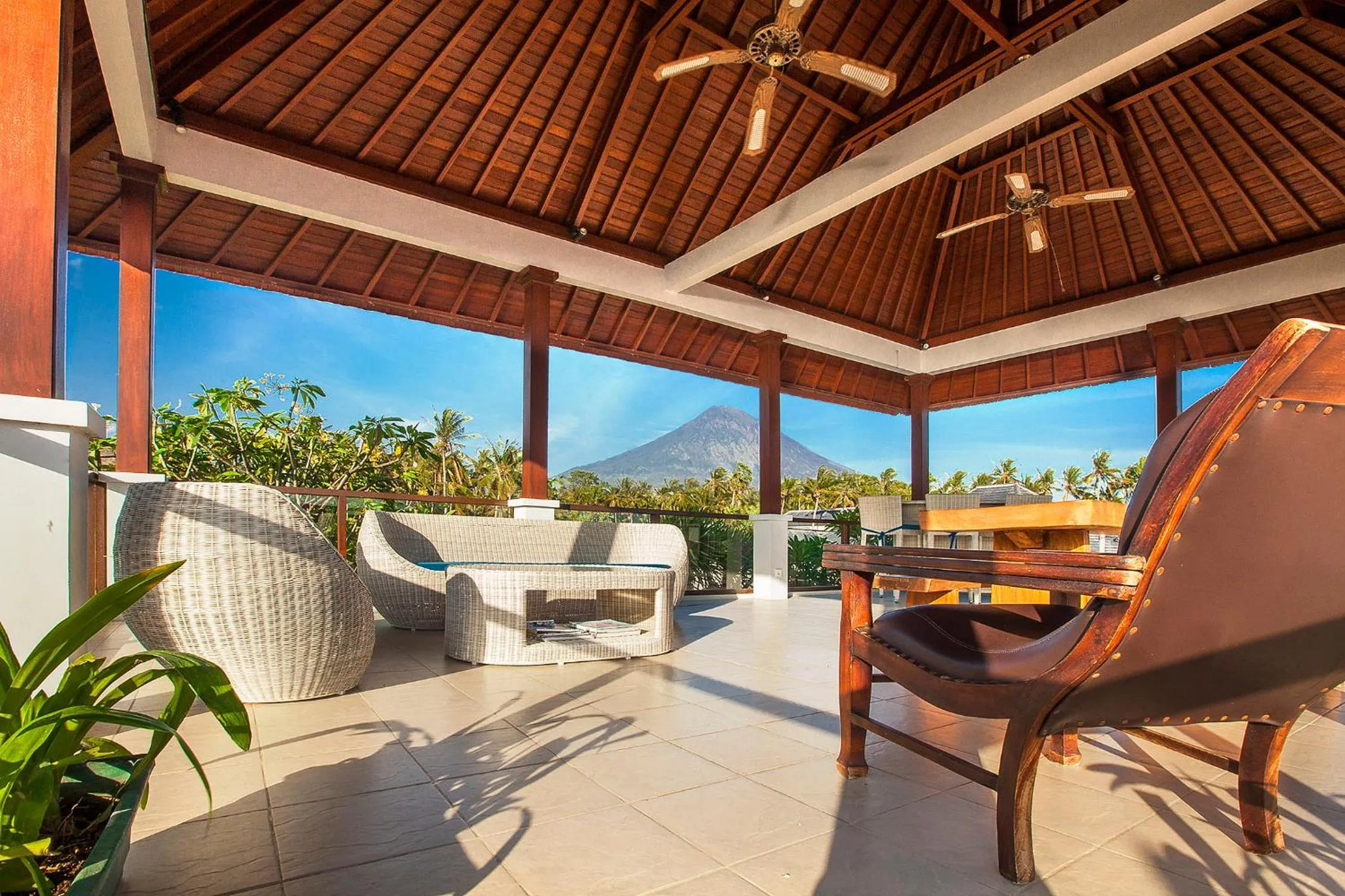 Balcony/Terrace in Aslin Villa