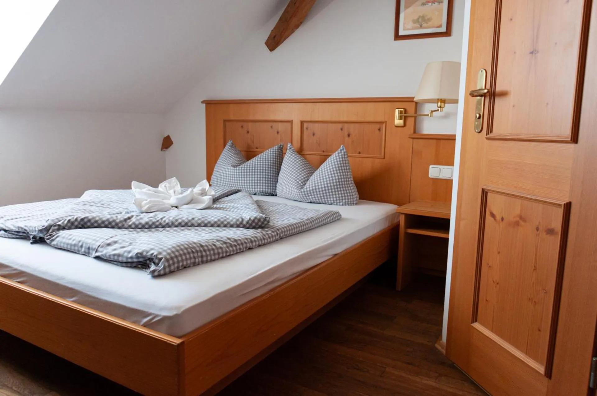 Photo of the whole room, Bed in Landhotel & Gasthof Baiernrain
