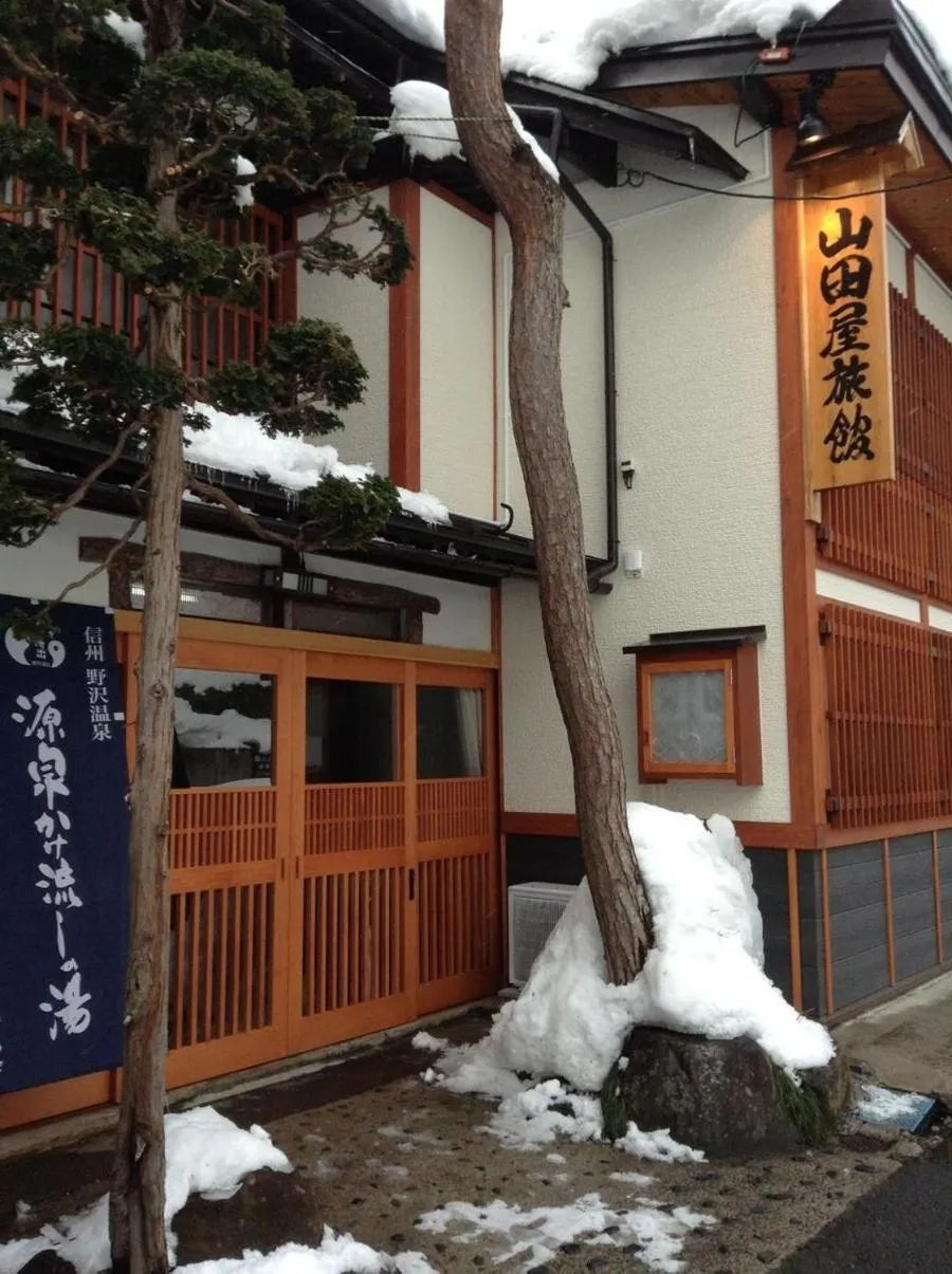 Facade/entrance in Yamadaya Ryokan
