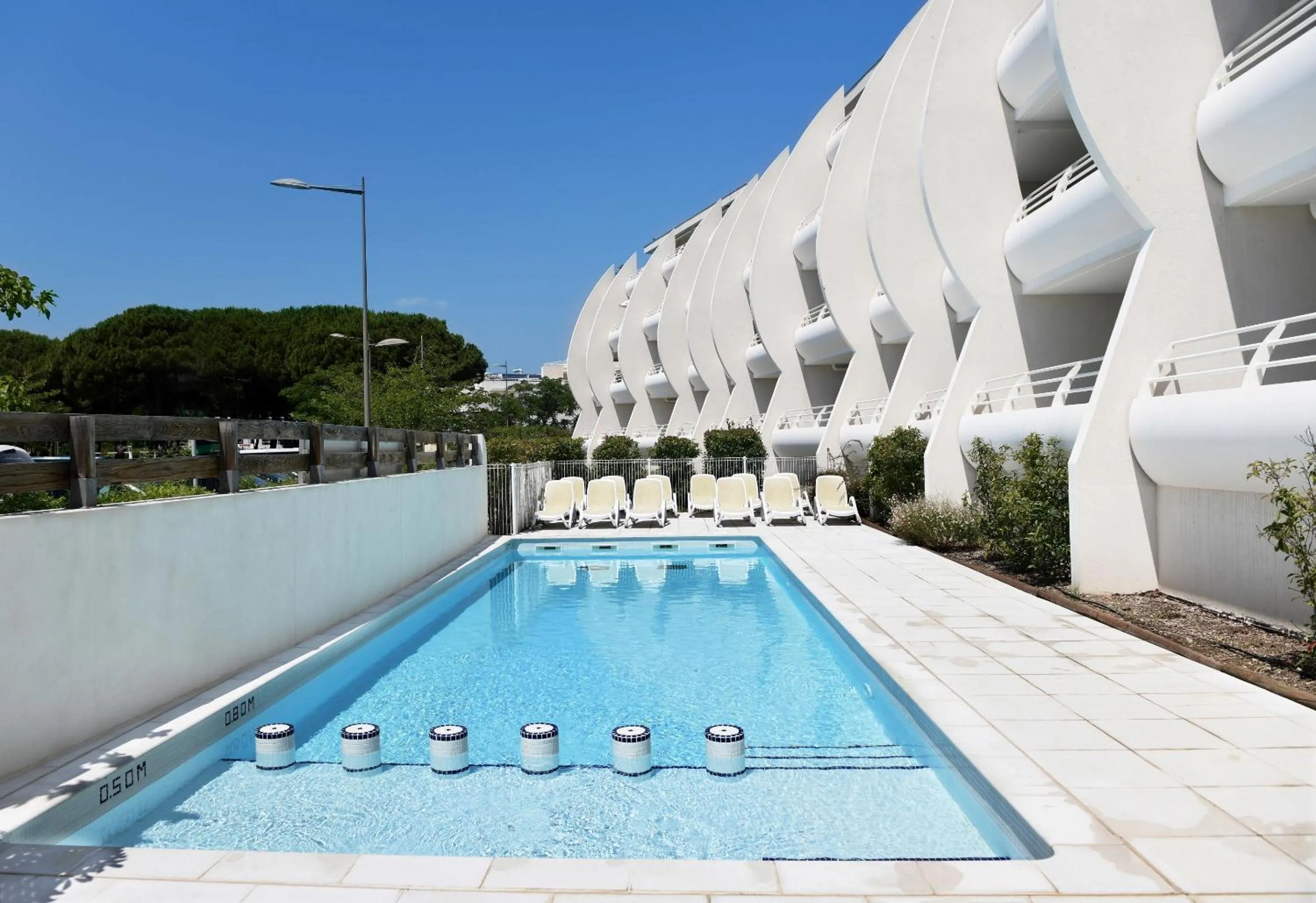 Swimming pool in Résidence Odalys Les Dunes du Soleil