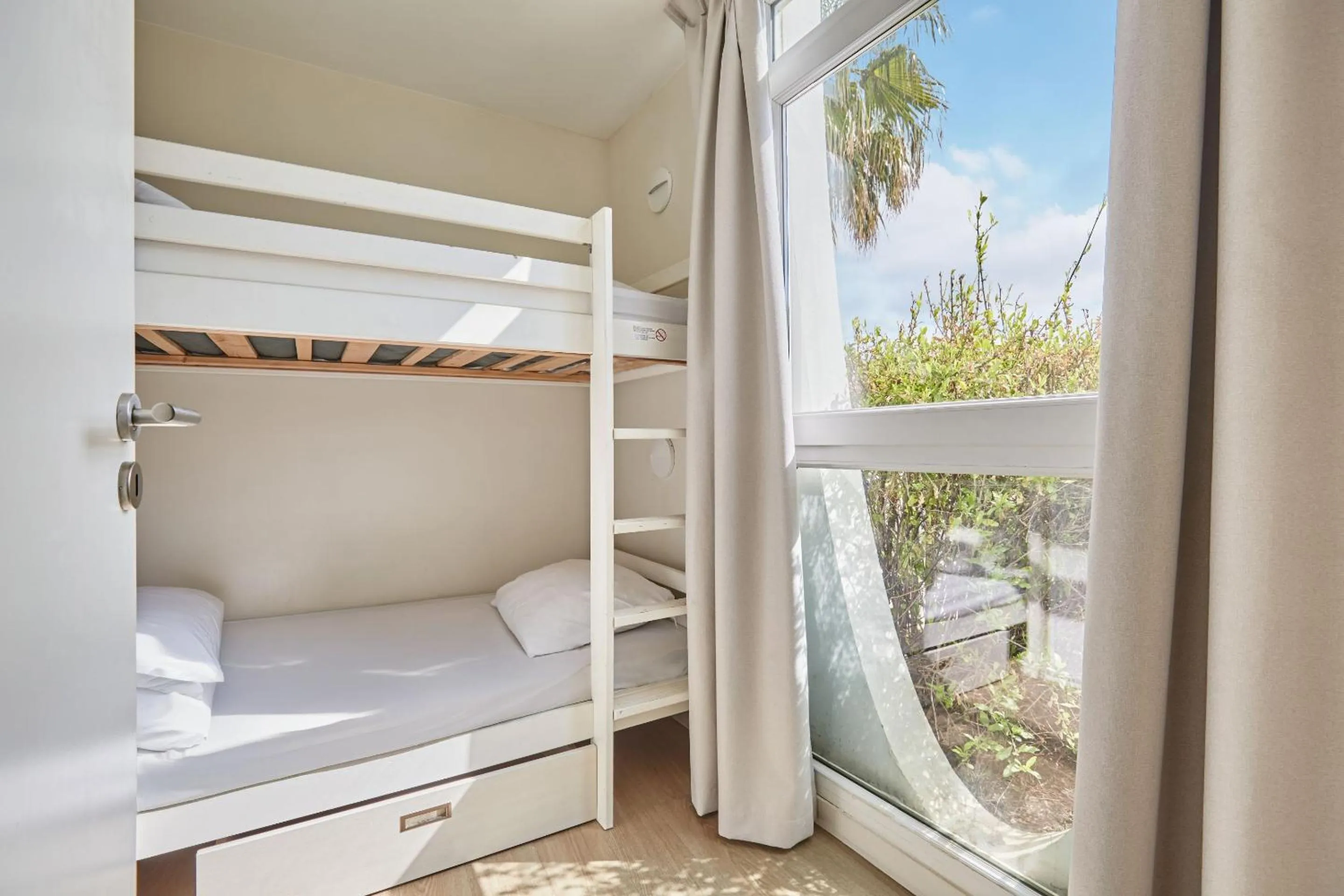 Bed in Résidence Odalys Les Dunes du Soleil