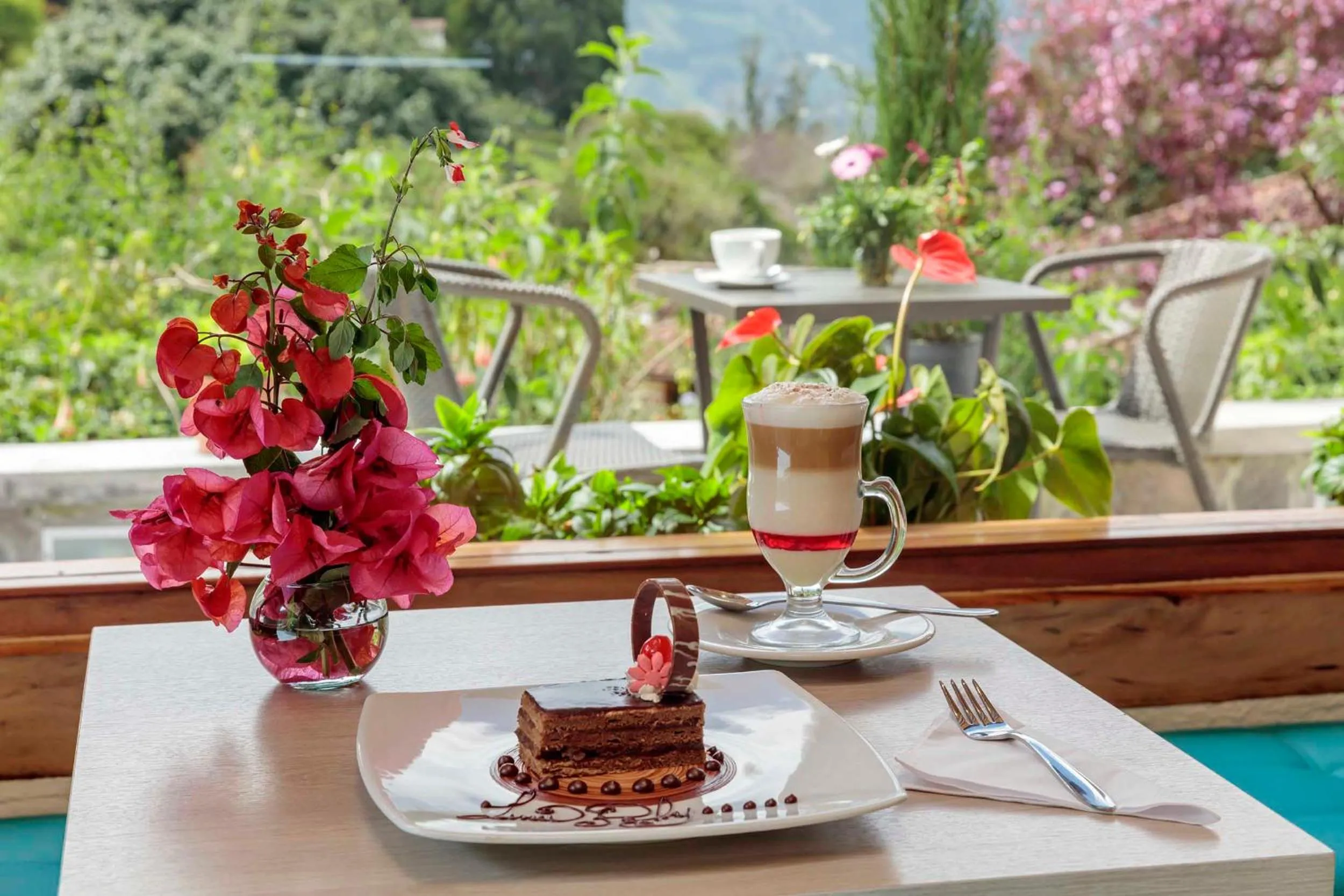 Restaurant/places to eat in Luna Volcán, Adventure SPA - formerly Luna Runtún