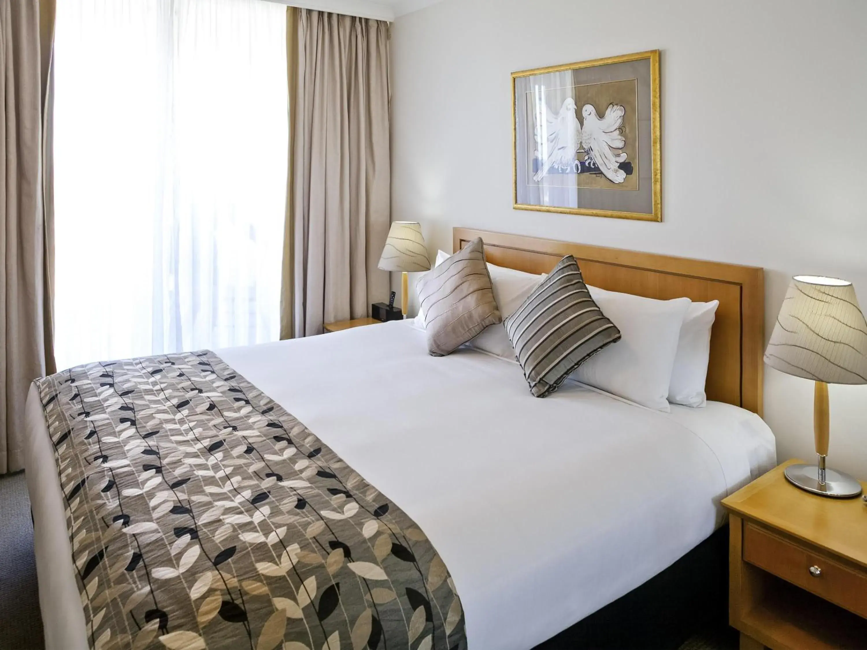 One-Bedroom Apartment with Queen Bed in The Sebel Sydney Chatswood One-Bedroom Apartment with Queen Bed in The Sebel Sydney Chatswood