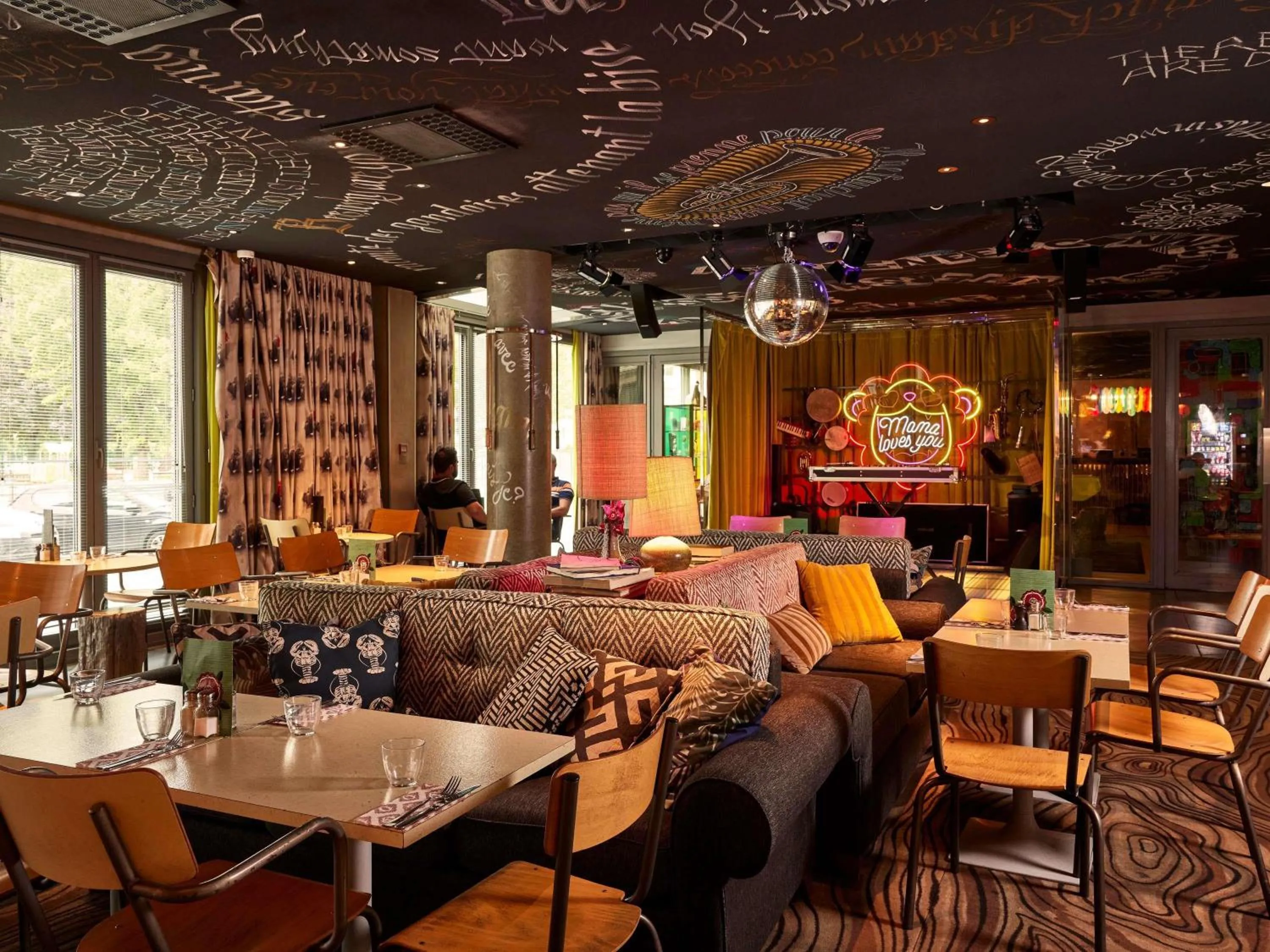 Property building in Mama Shelter Lyon