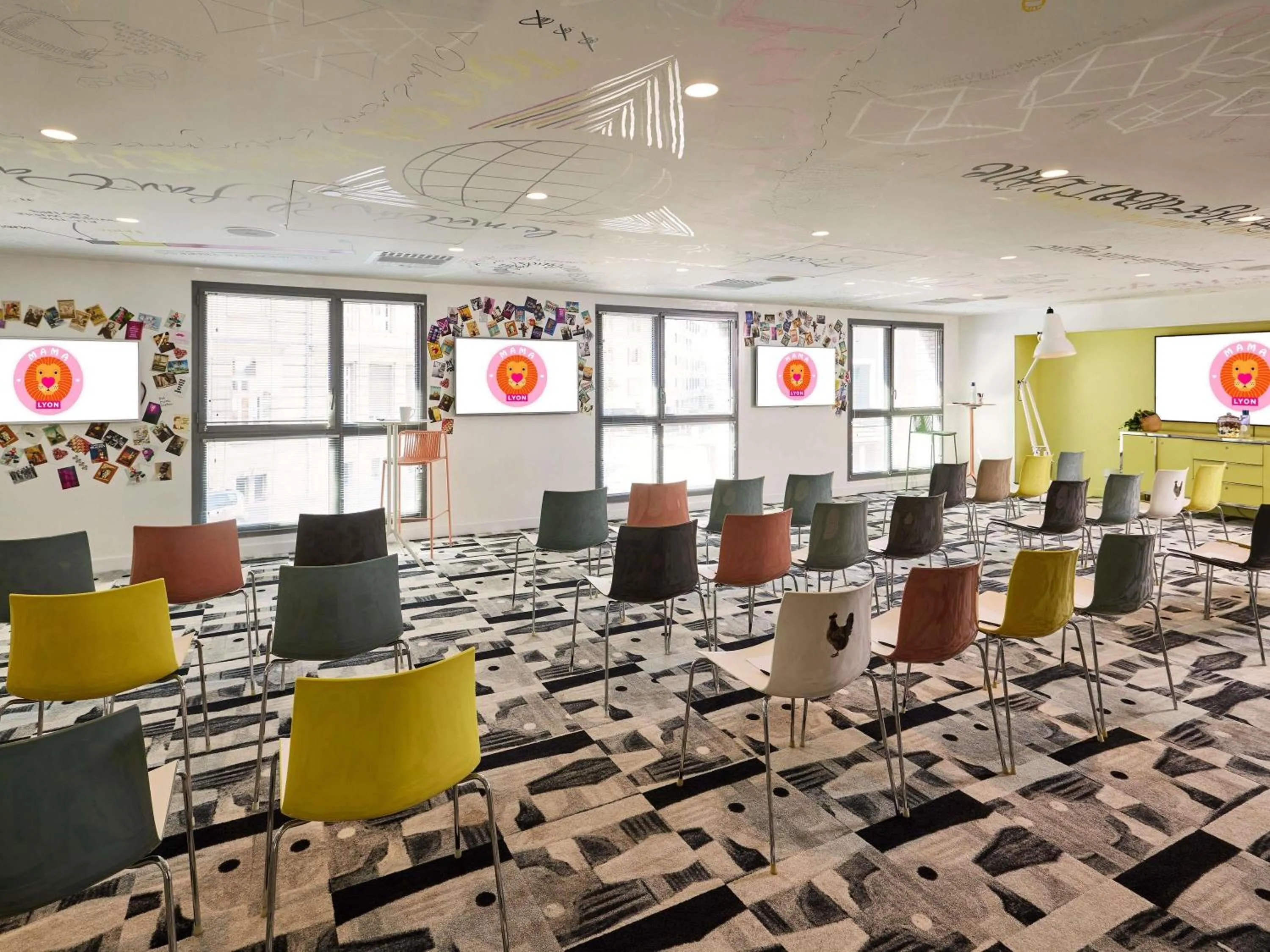 Meeting/conference room in Mama Shelter Lyon