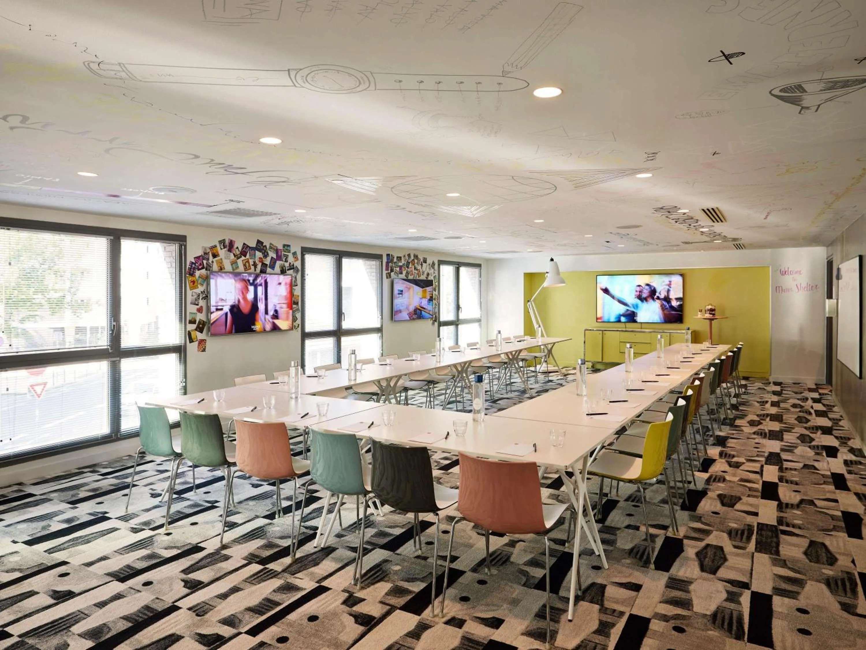Meeting/conference room in Mama Shelter Lyon