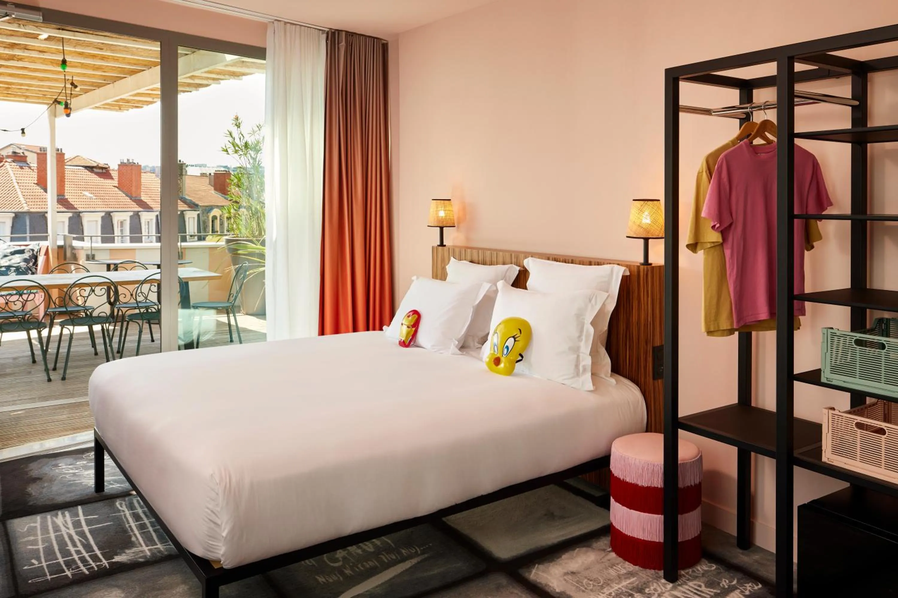 Bedroom, Bed in Mama Shelter Lyon