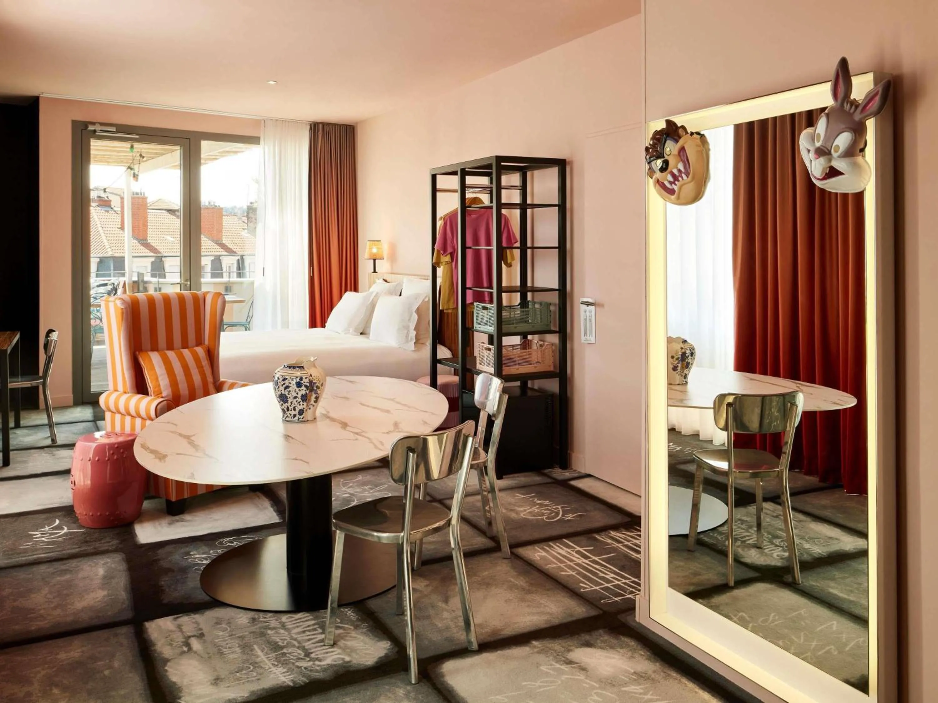 Bedroom in Mama Shelter Lyon