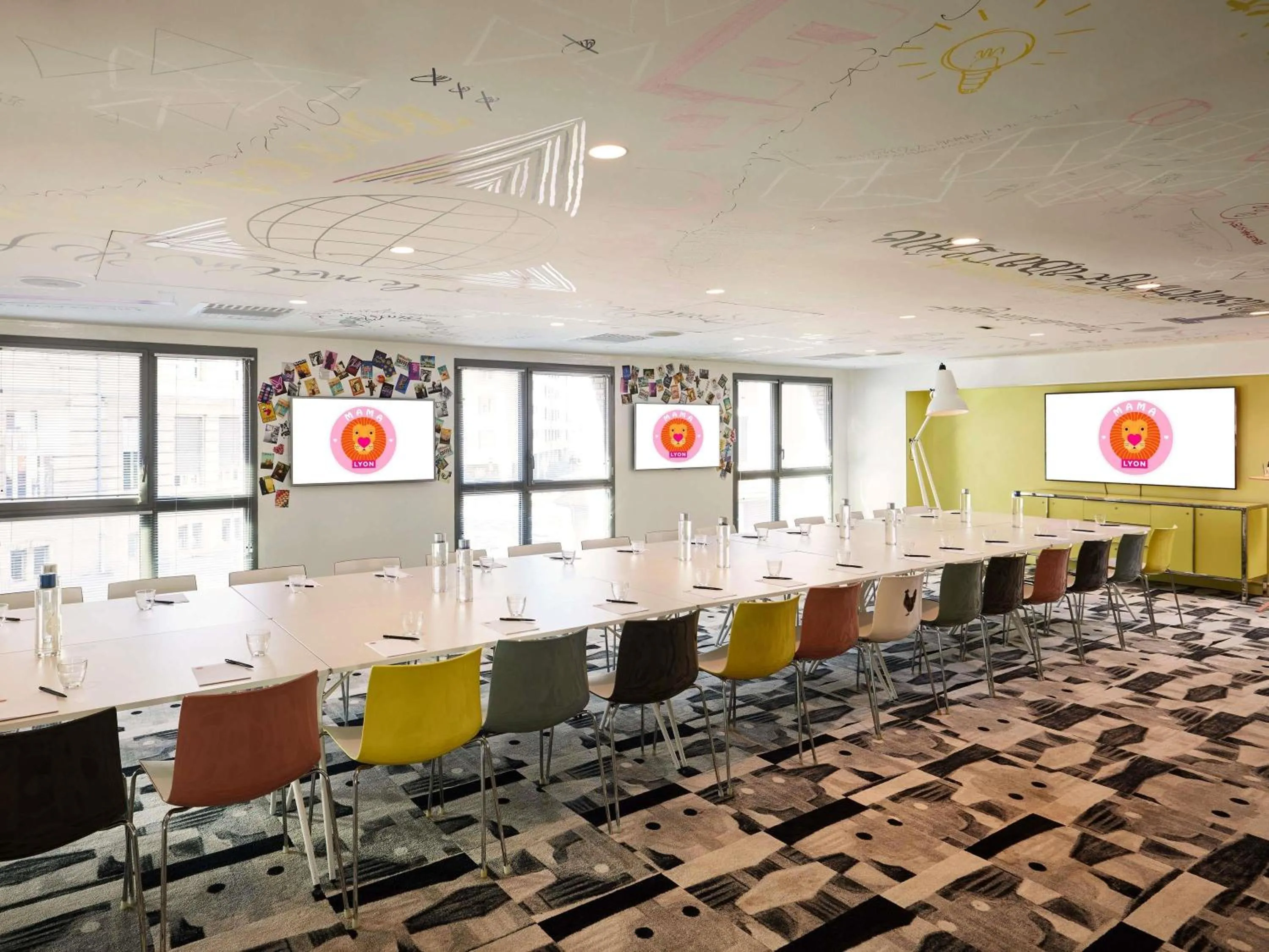 Meeting/conference room in Mama Shelter Lyon