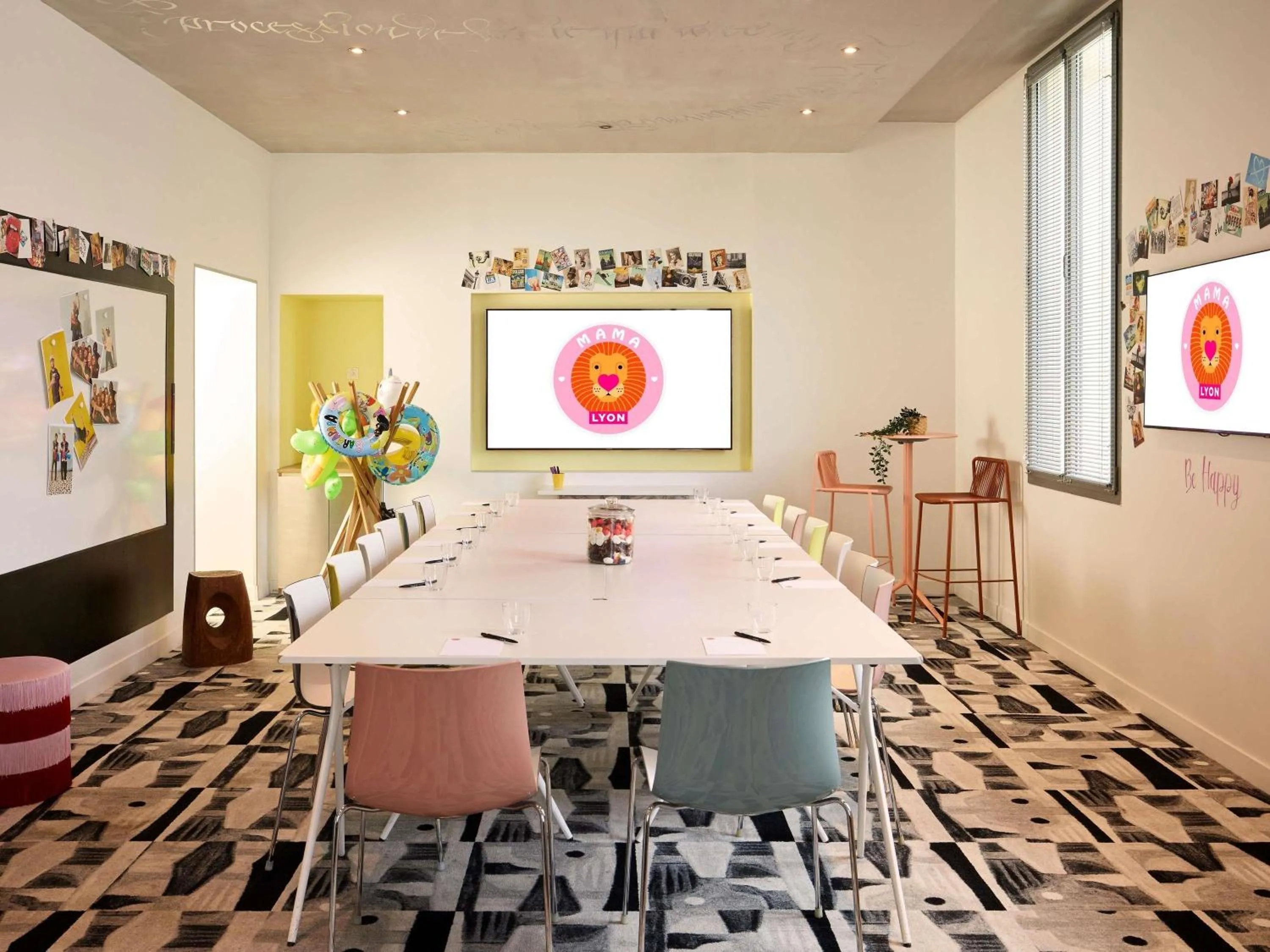 Meeting/conference room in Mama Shelter Lyon