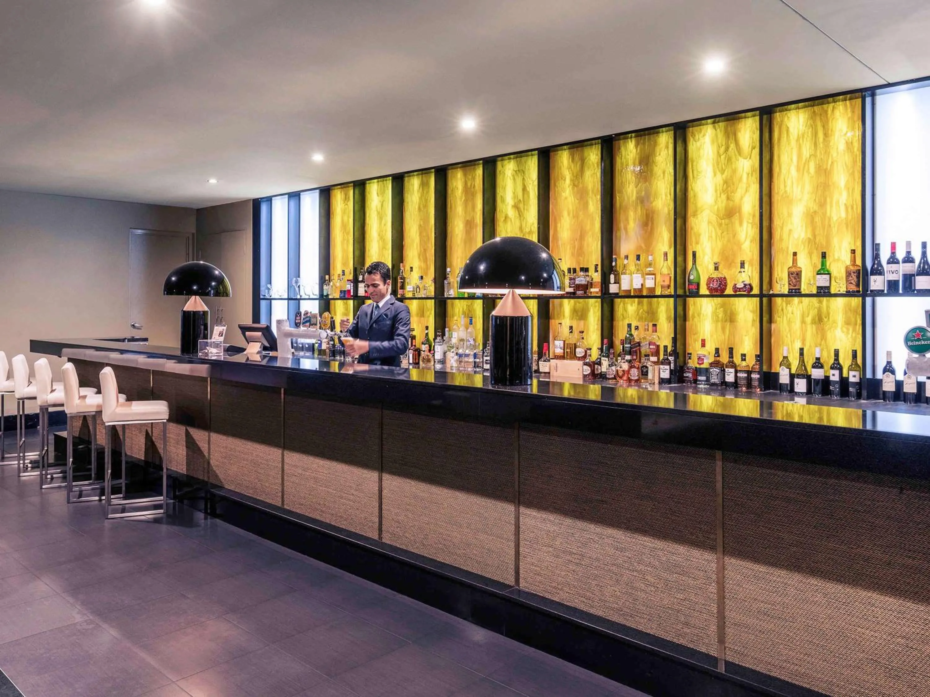 Lounge or bar in Mercure Brisbane King George Square
