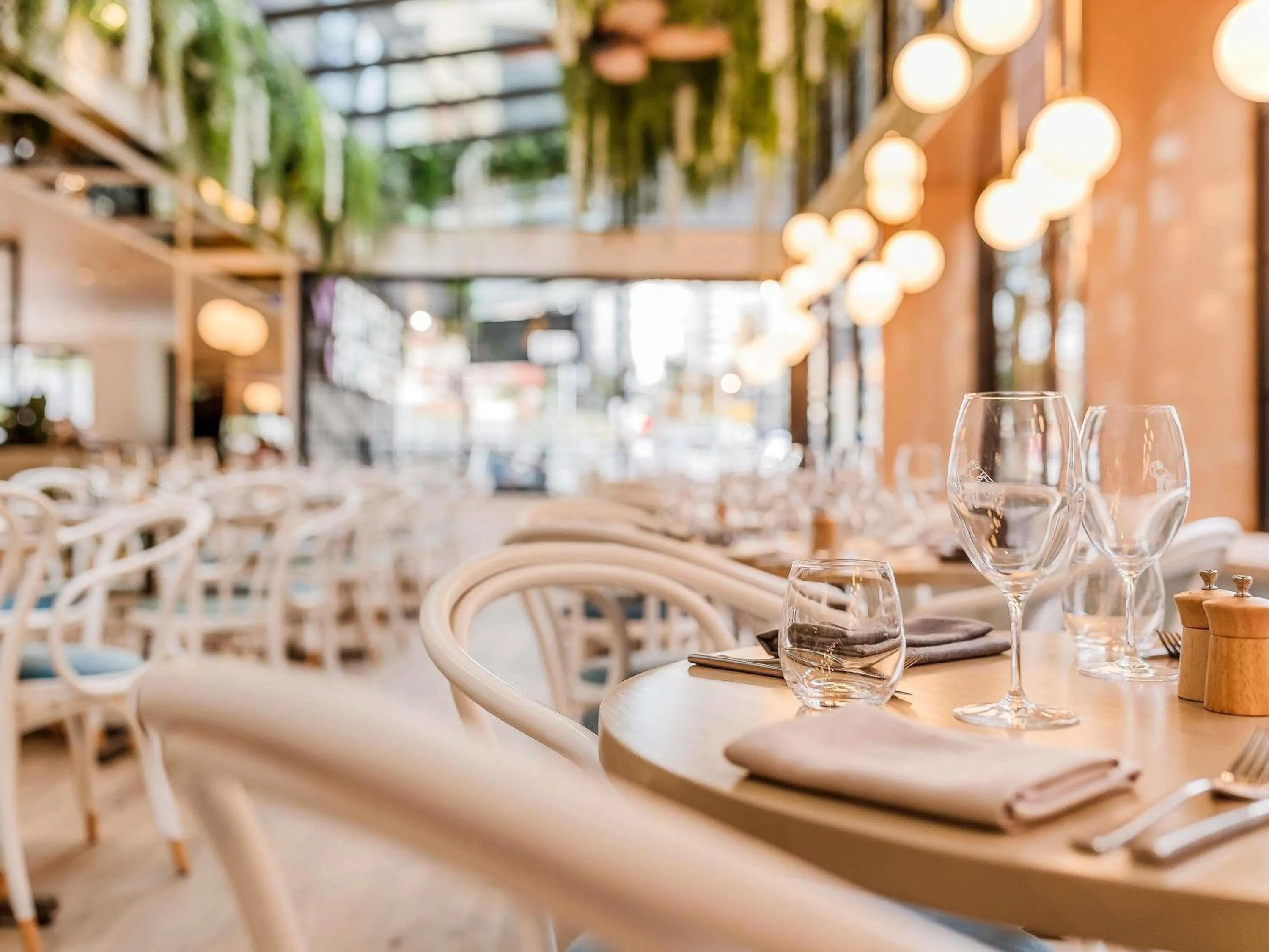 Restaurant/places to eat in Mercure Brisbane King George Square