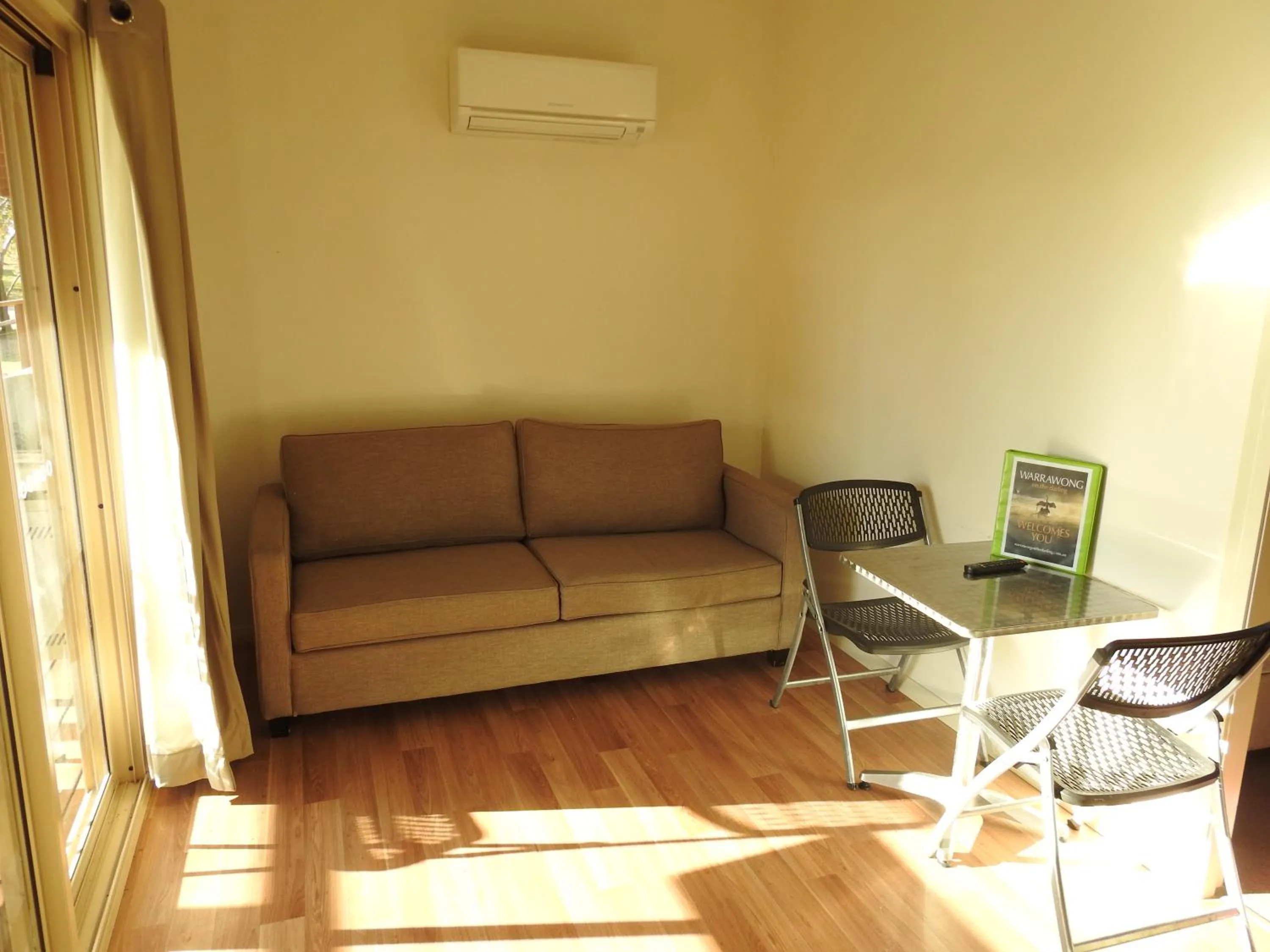 Living room in Warrawong on the Darling Wilcannia Holiday Park